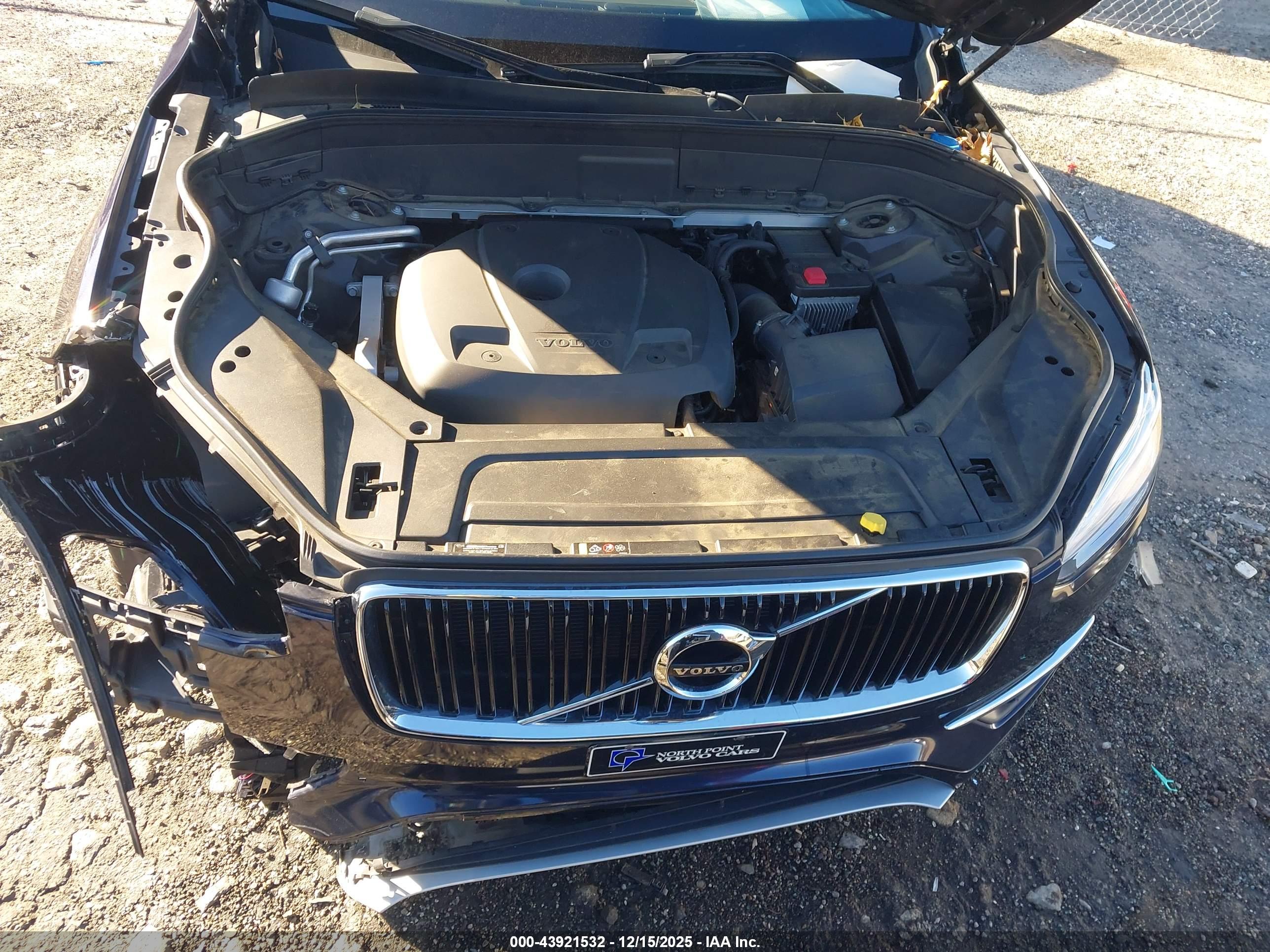 VOLVO XC90 image 10