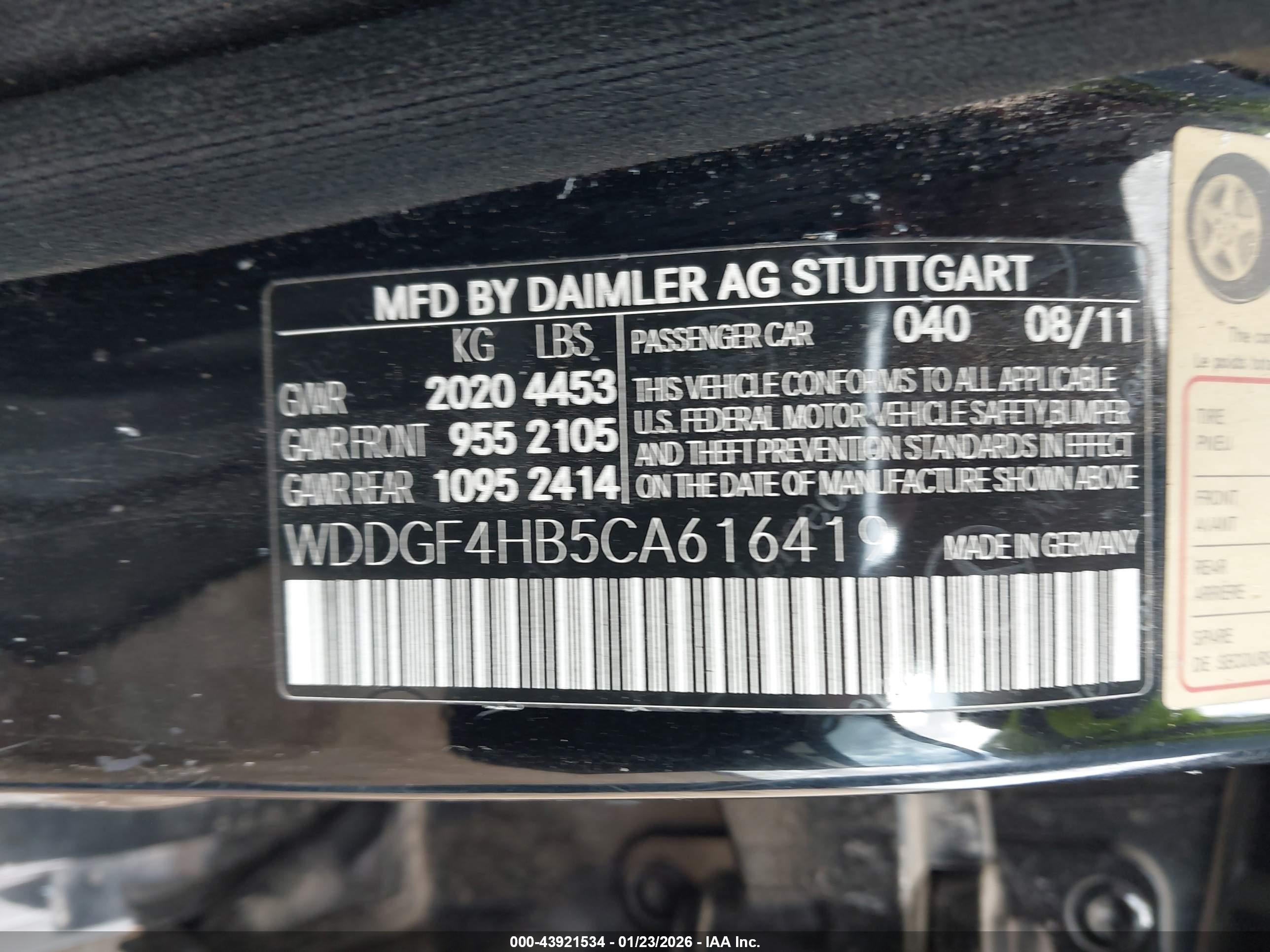 MERCEDES-BENZ C image 9