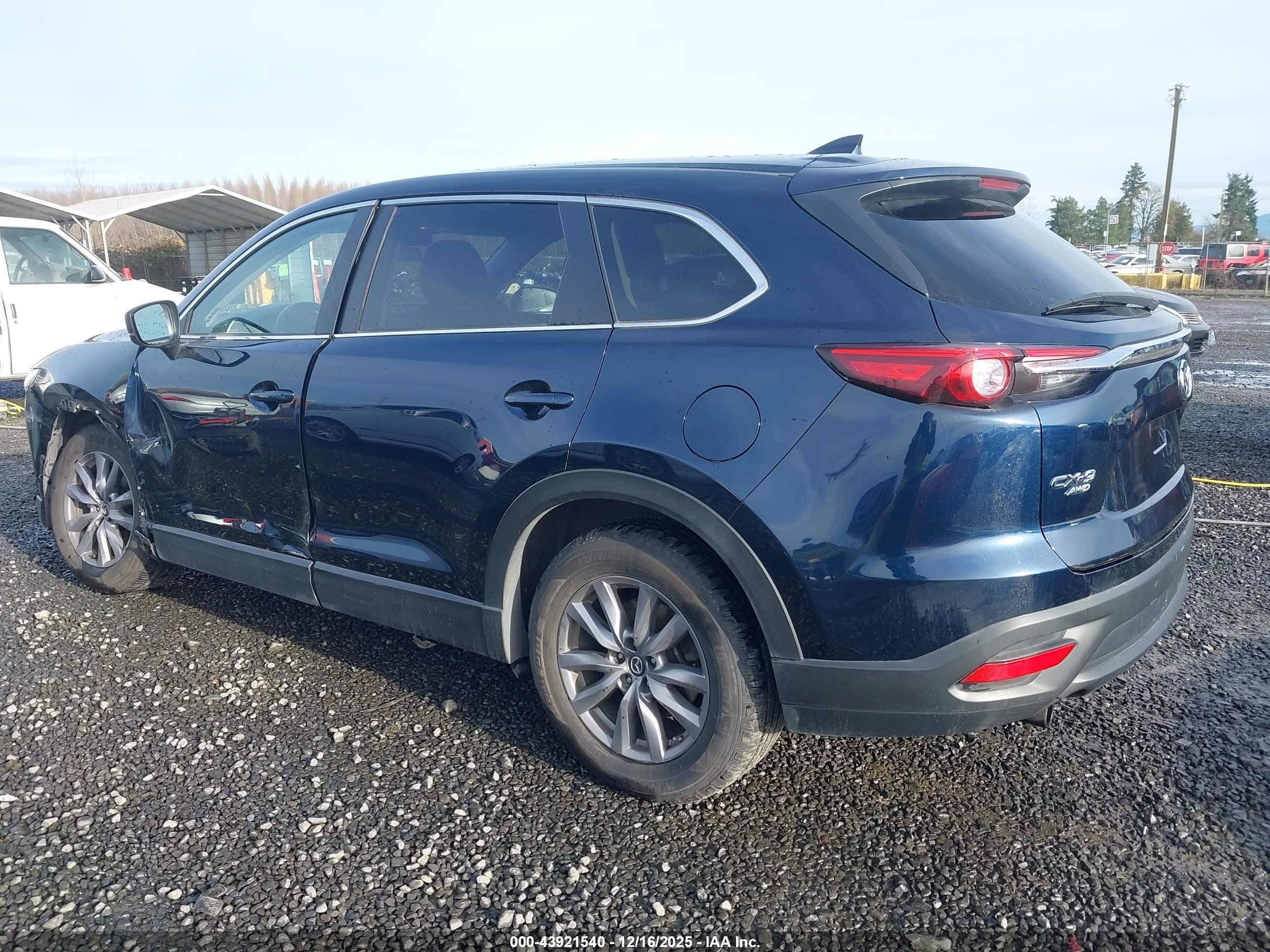 MAZDA CX-9 image 3