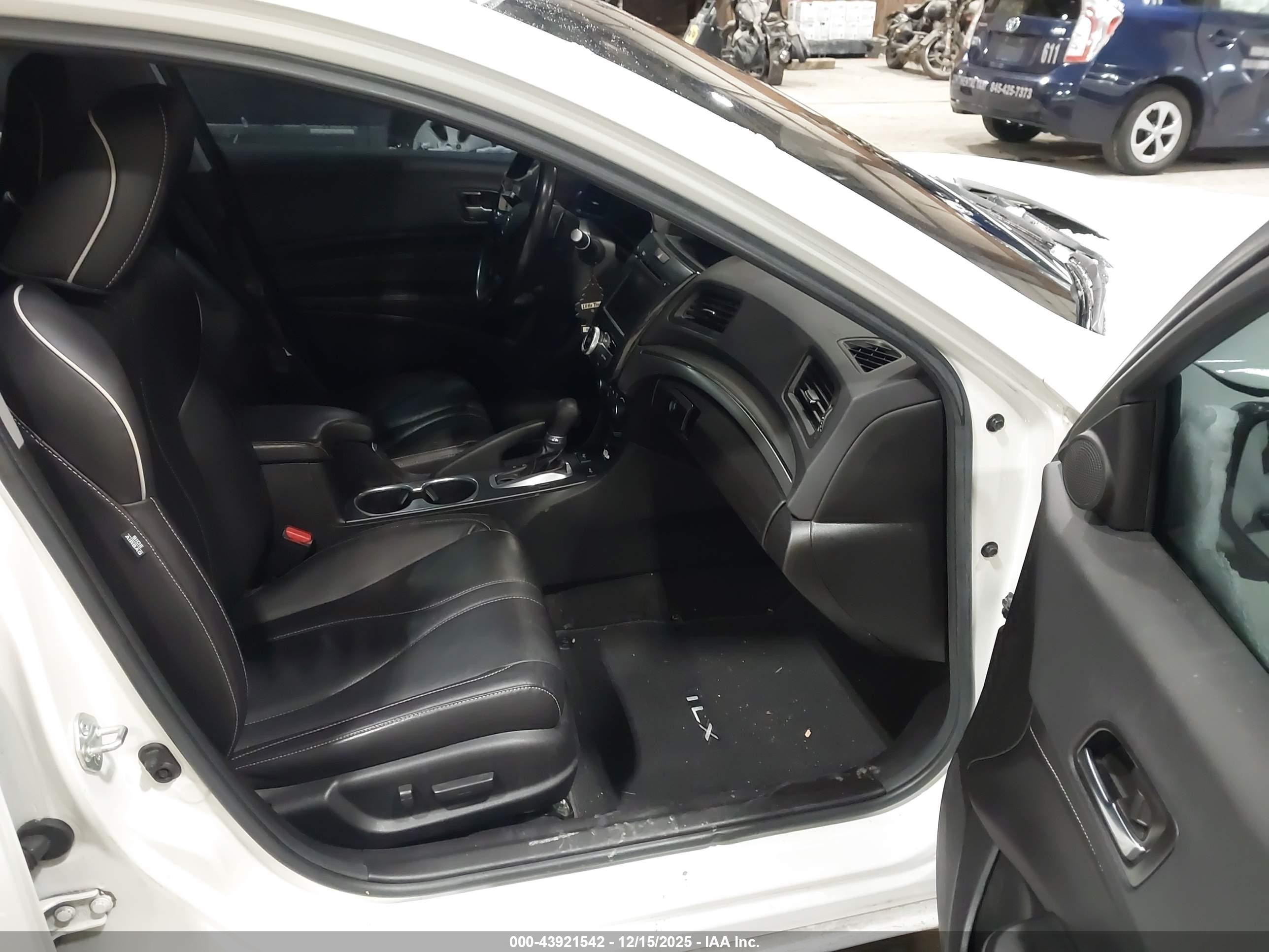 ACURA ILX image 5
