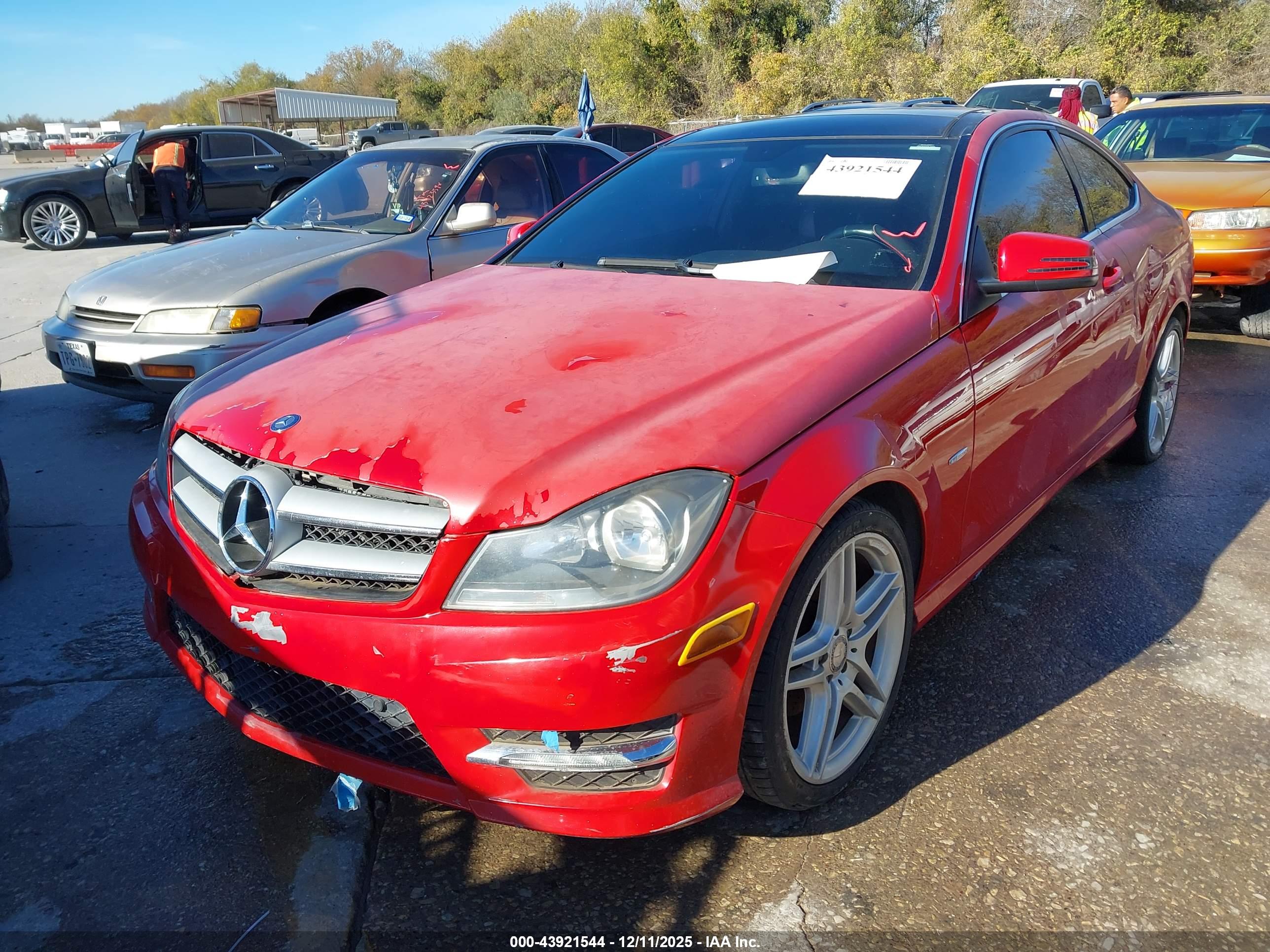 MERCEDES-BENZ C image 2