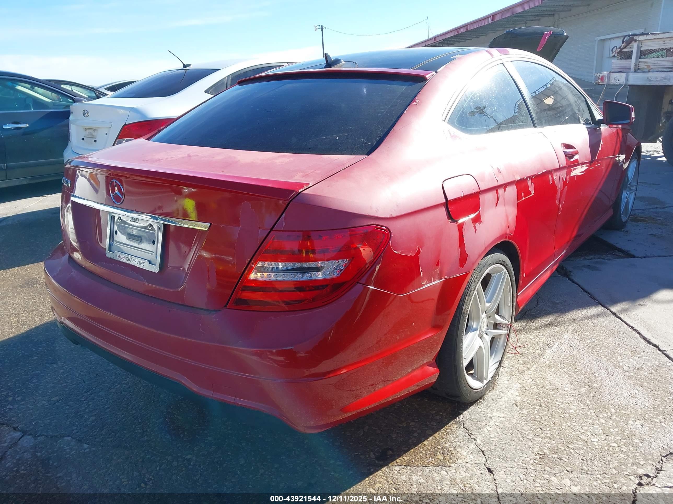 MERCEDES-BENZ C image 4