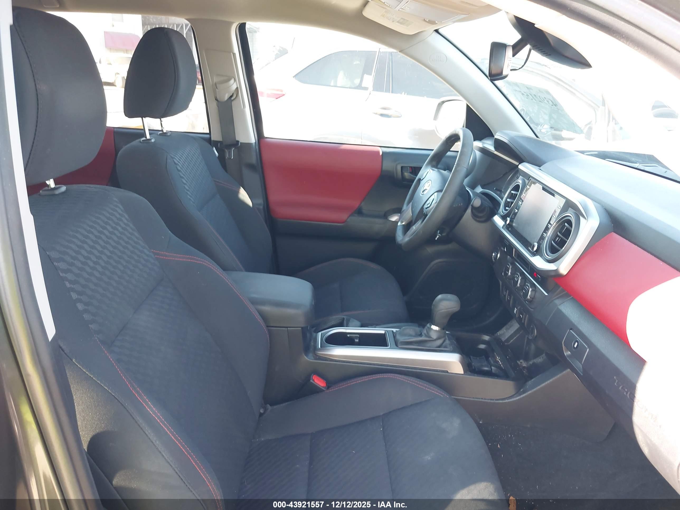 TOYOTA TACOMA image 5