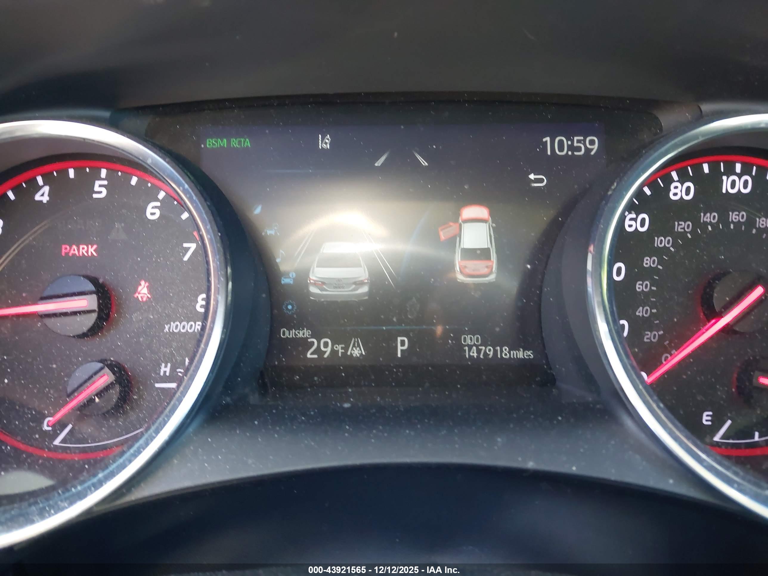 TOYOTA CAMRY image 7