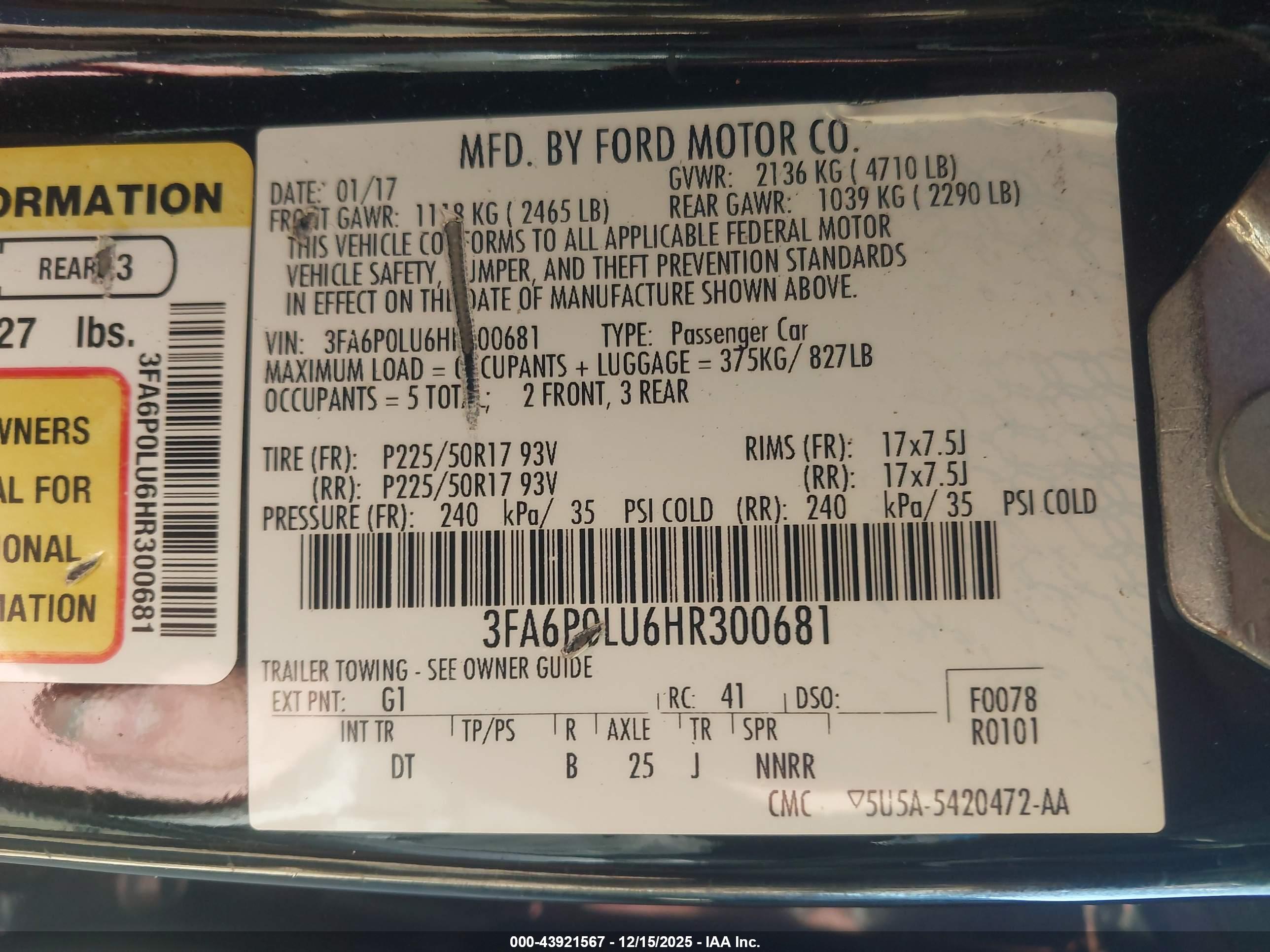 FORD FUSION image 9