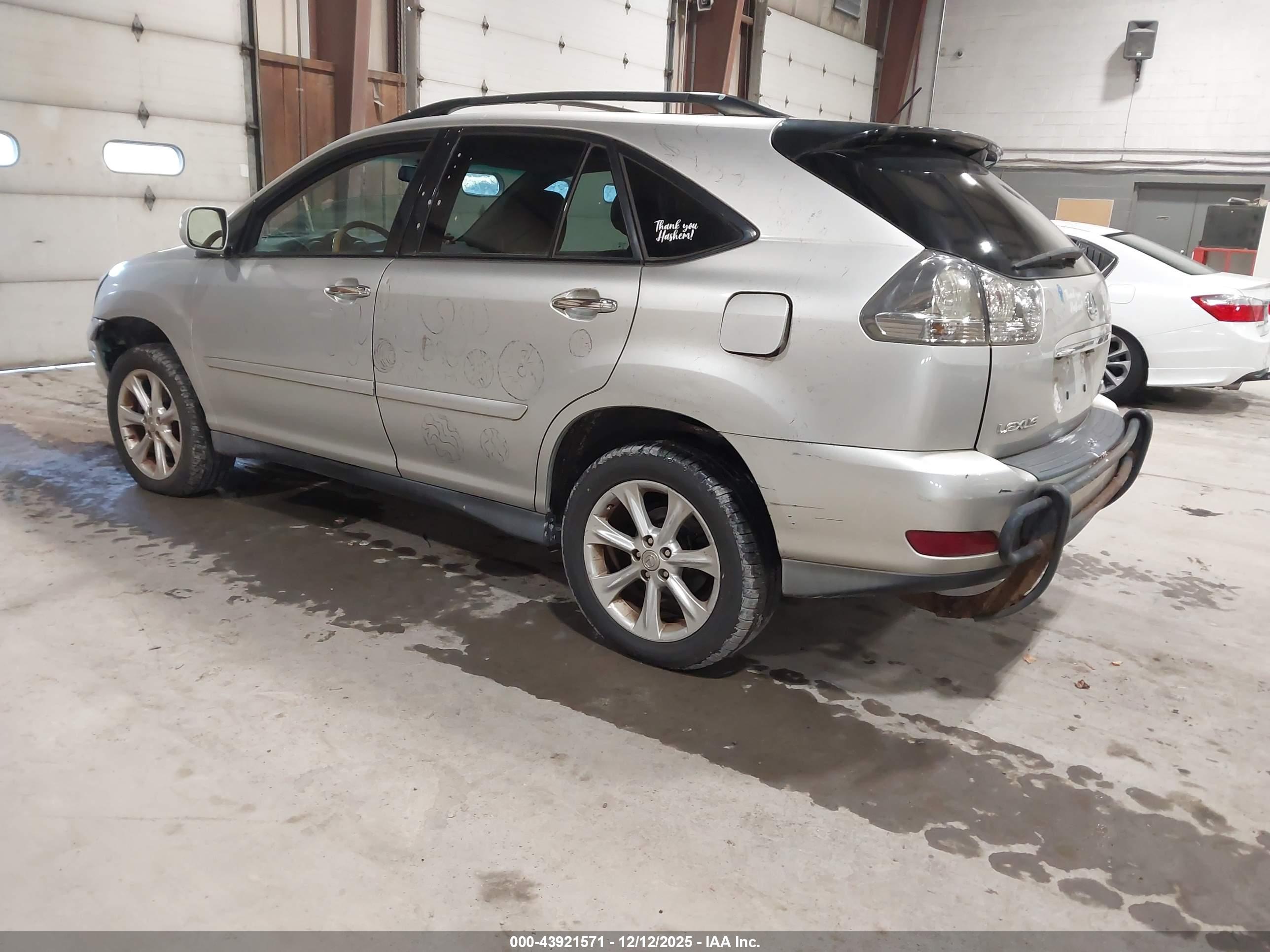 LEXUS RX image 3