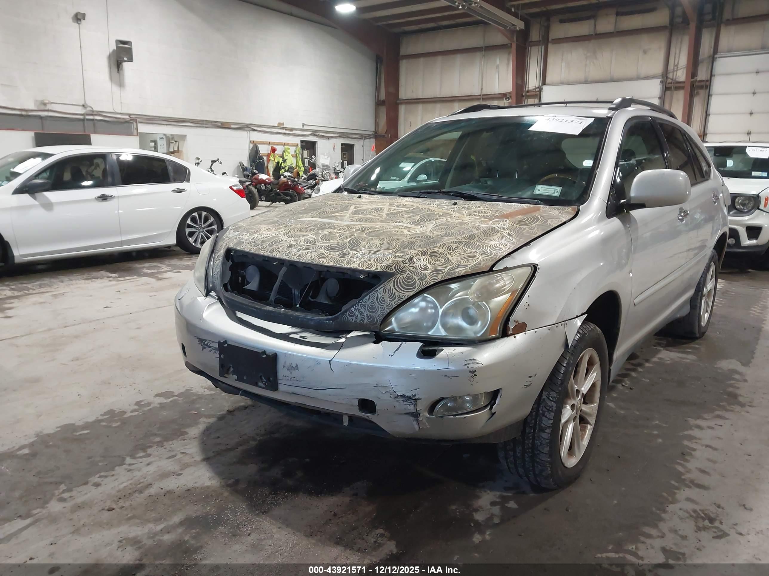 LEXUS RX image 6