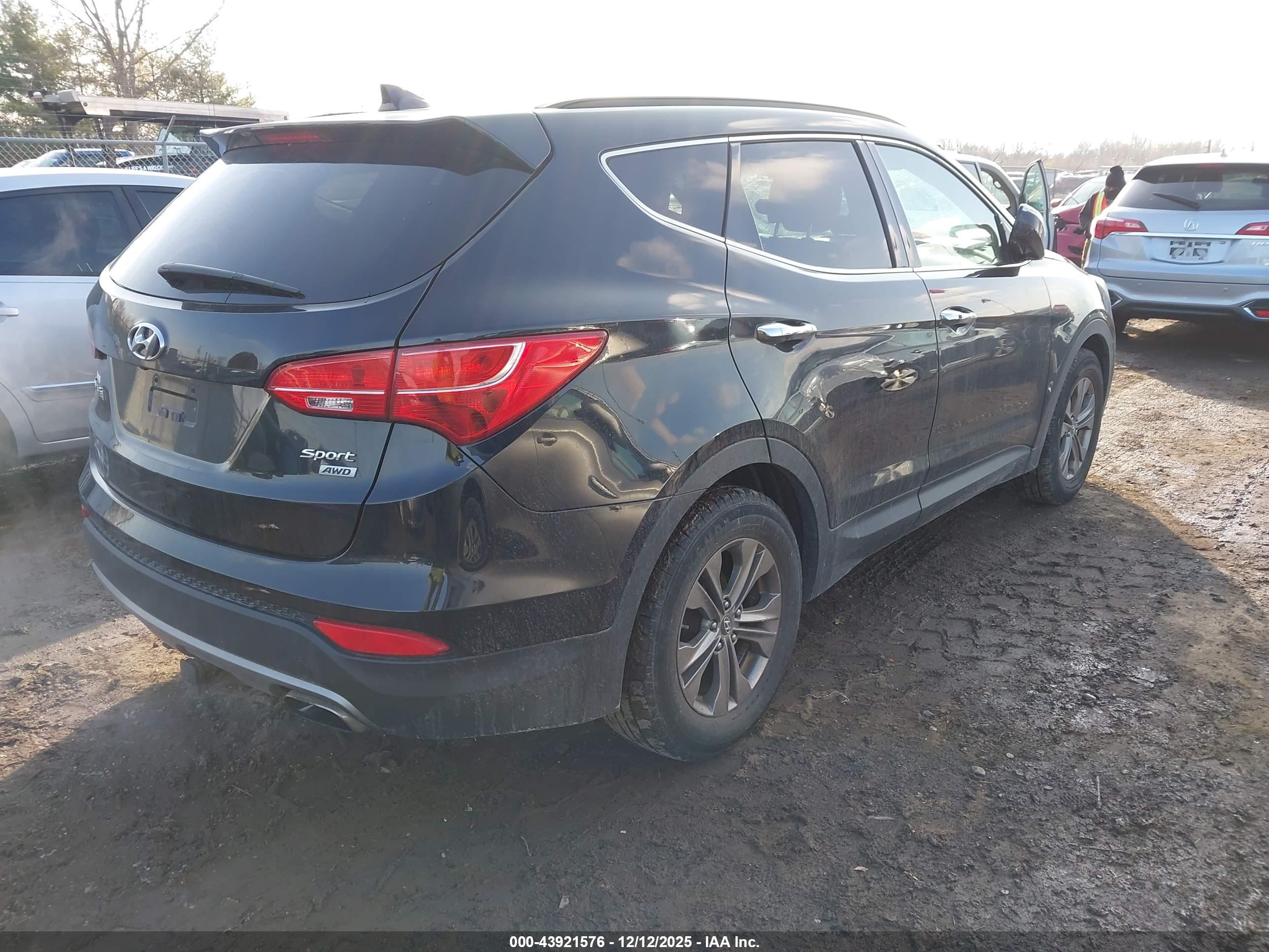 HYUNDAI SANTA image 4