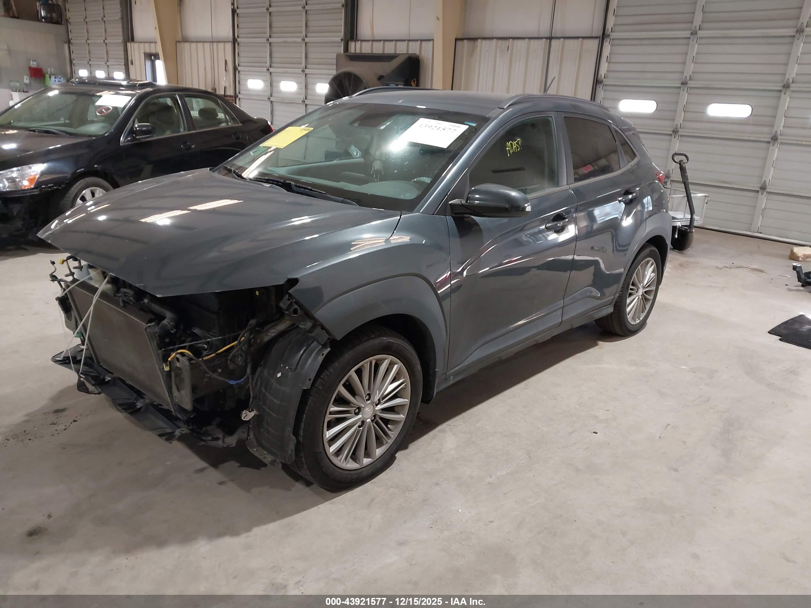 HYUNDAI KONA image 2