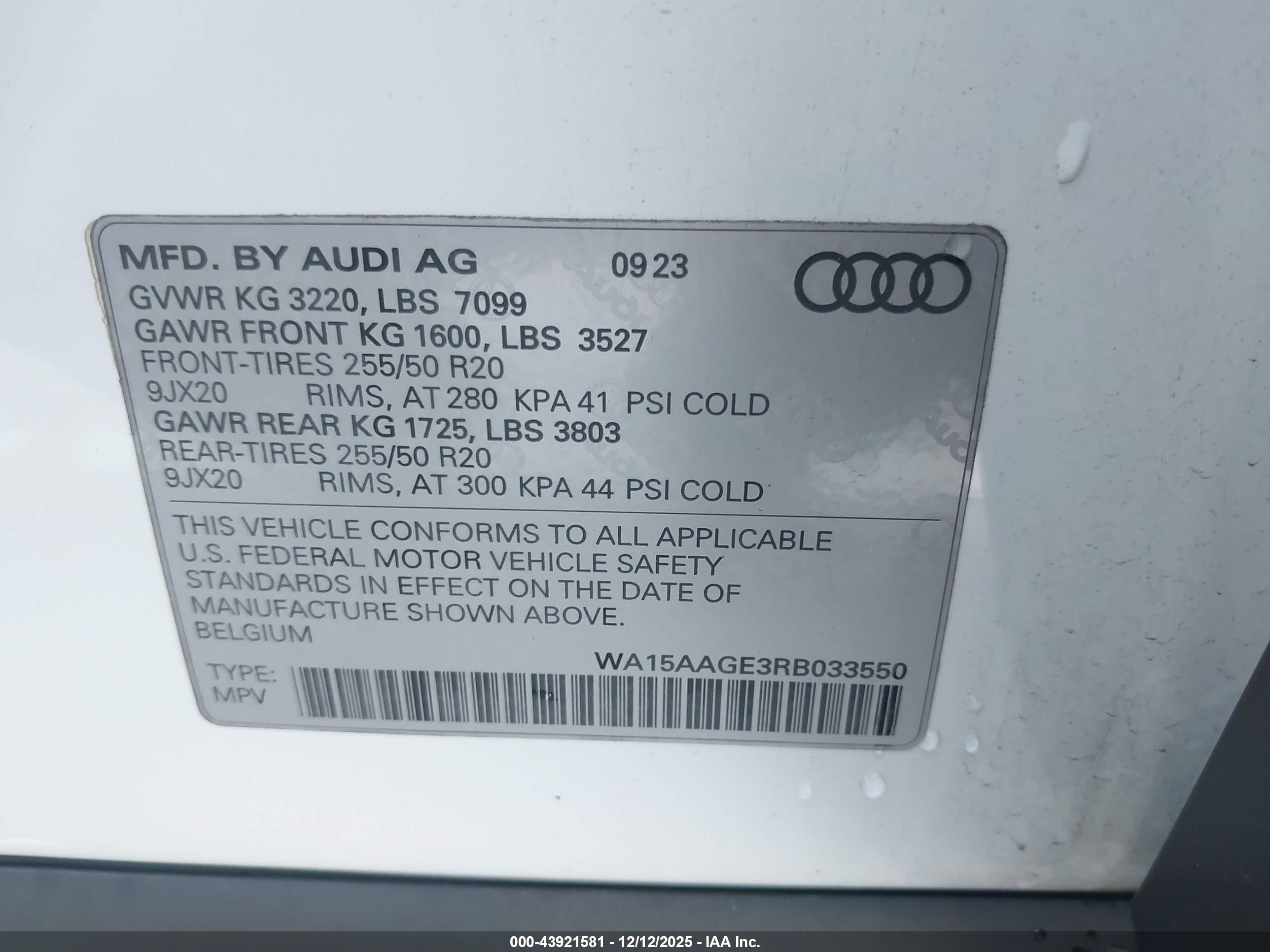 AUDI Q8 image 9