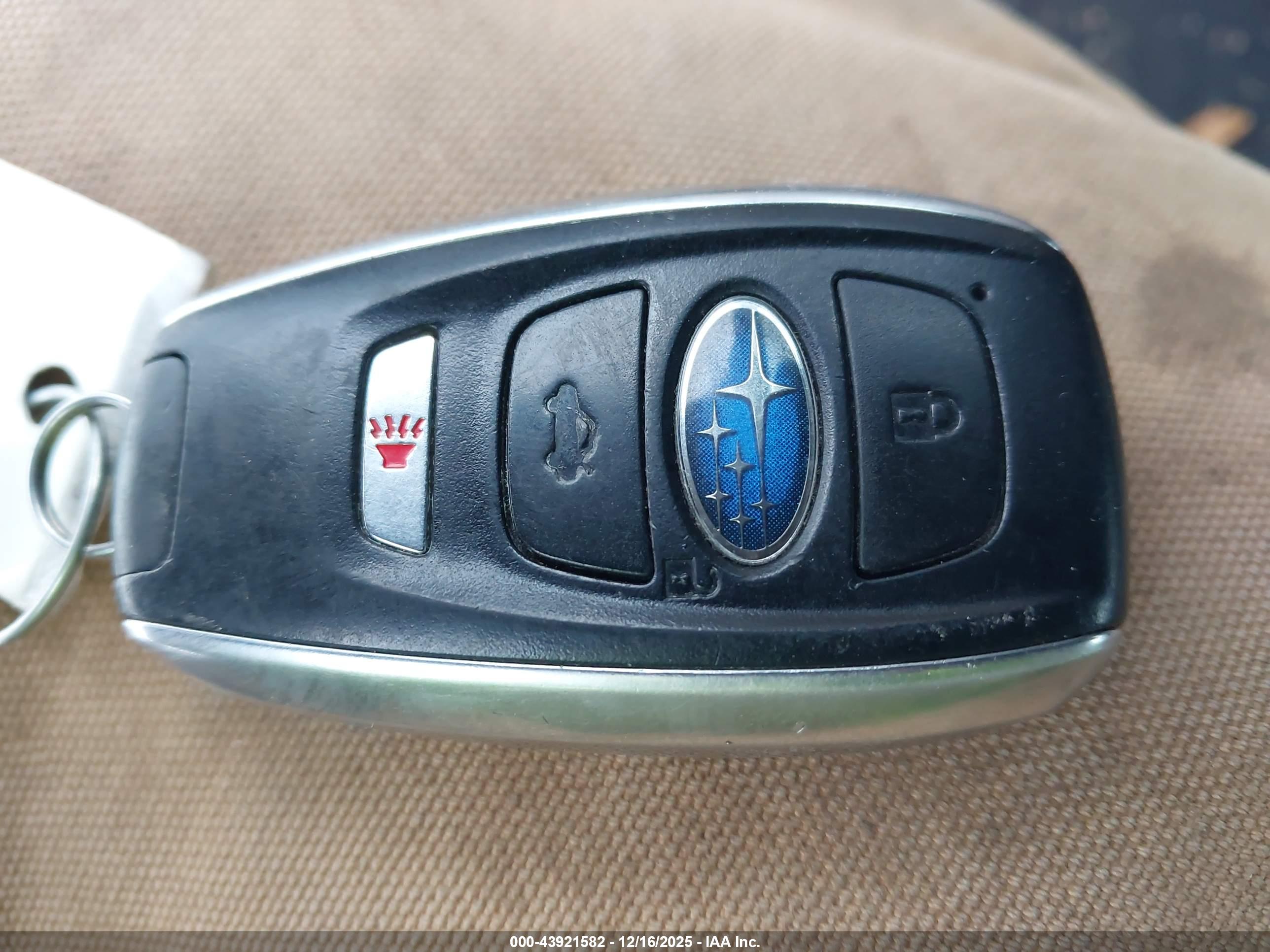 SUBARU OUTBACK image 11
