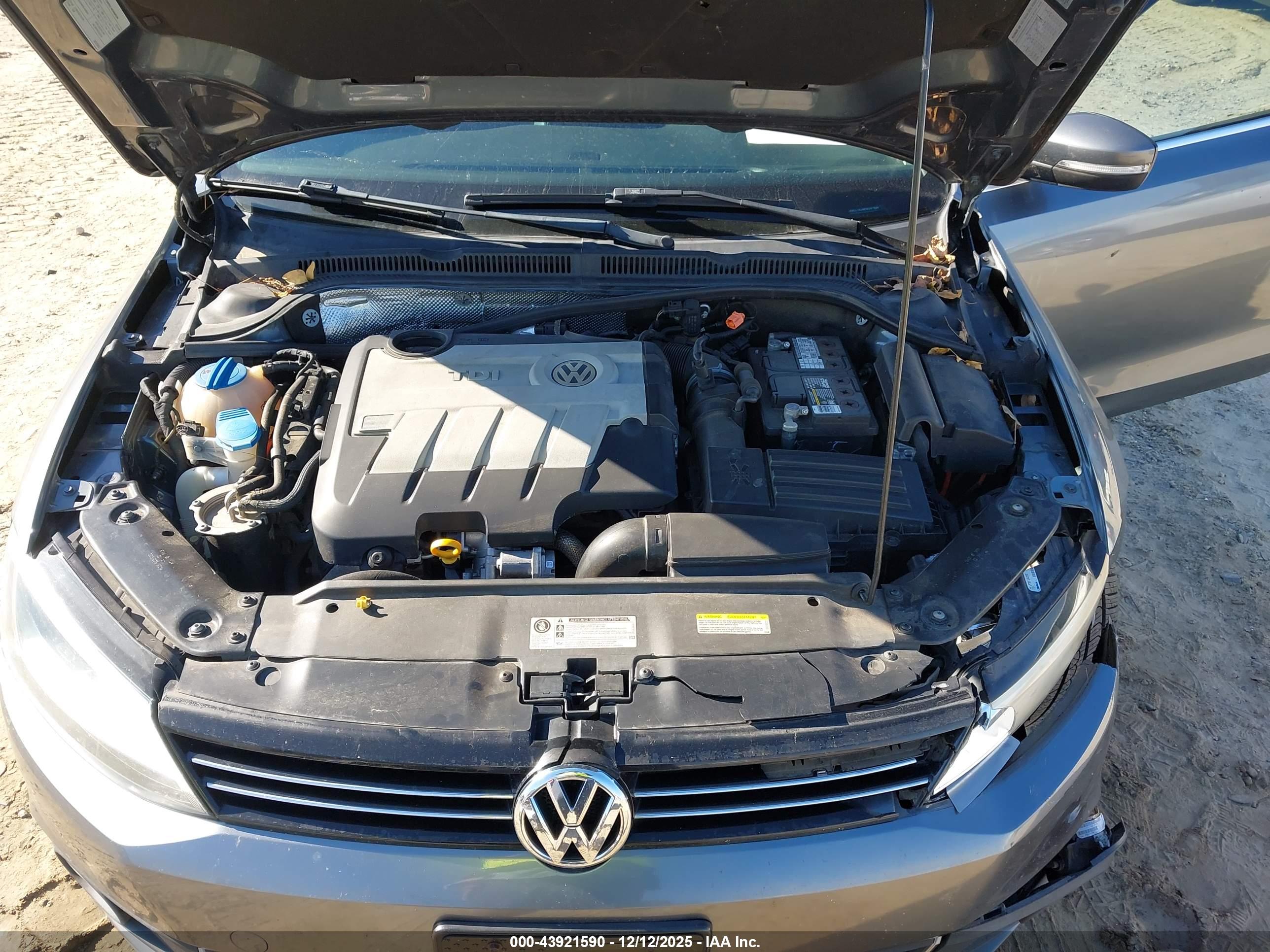 VOLKSWAGEN JETTA image 10