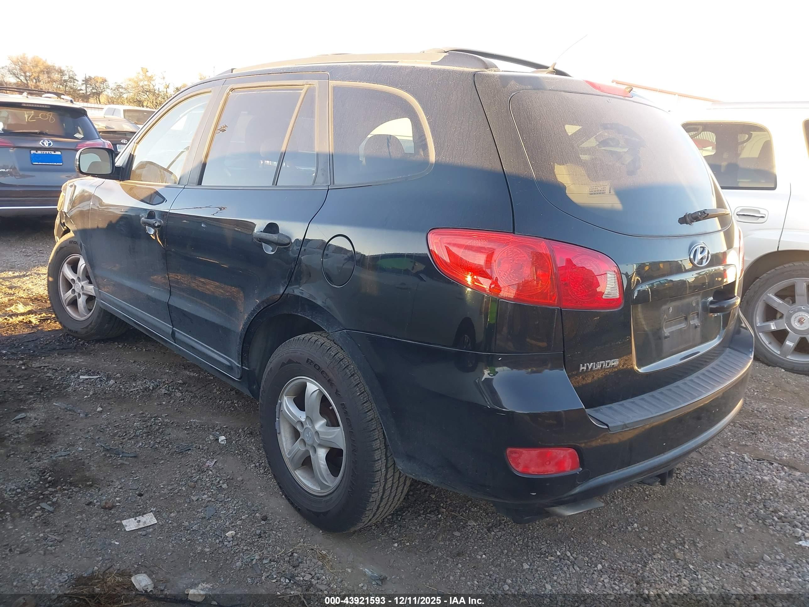 HYUNDAI SANTA image 3