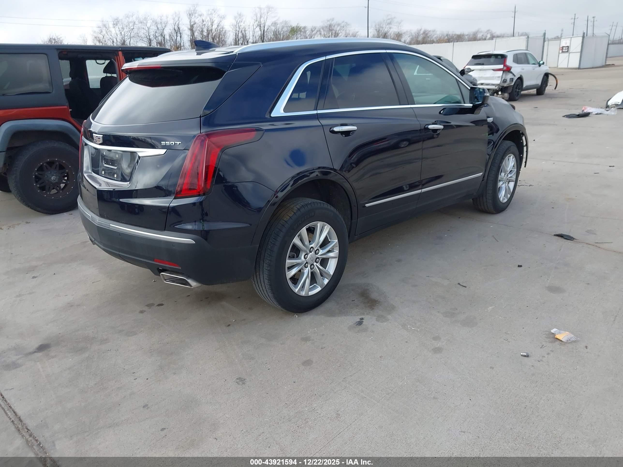 CADILLAC XT5 image 4