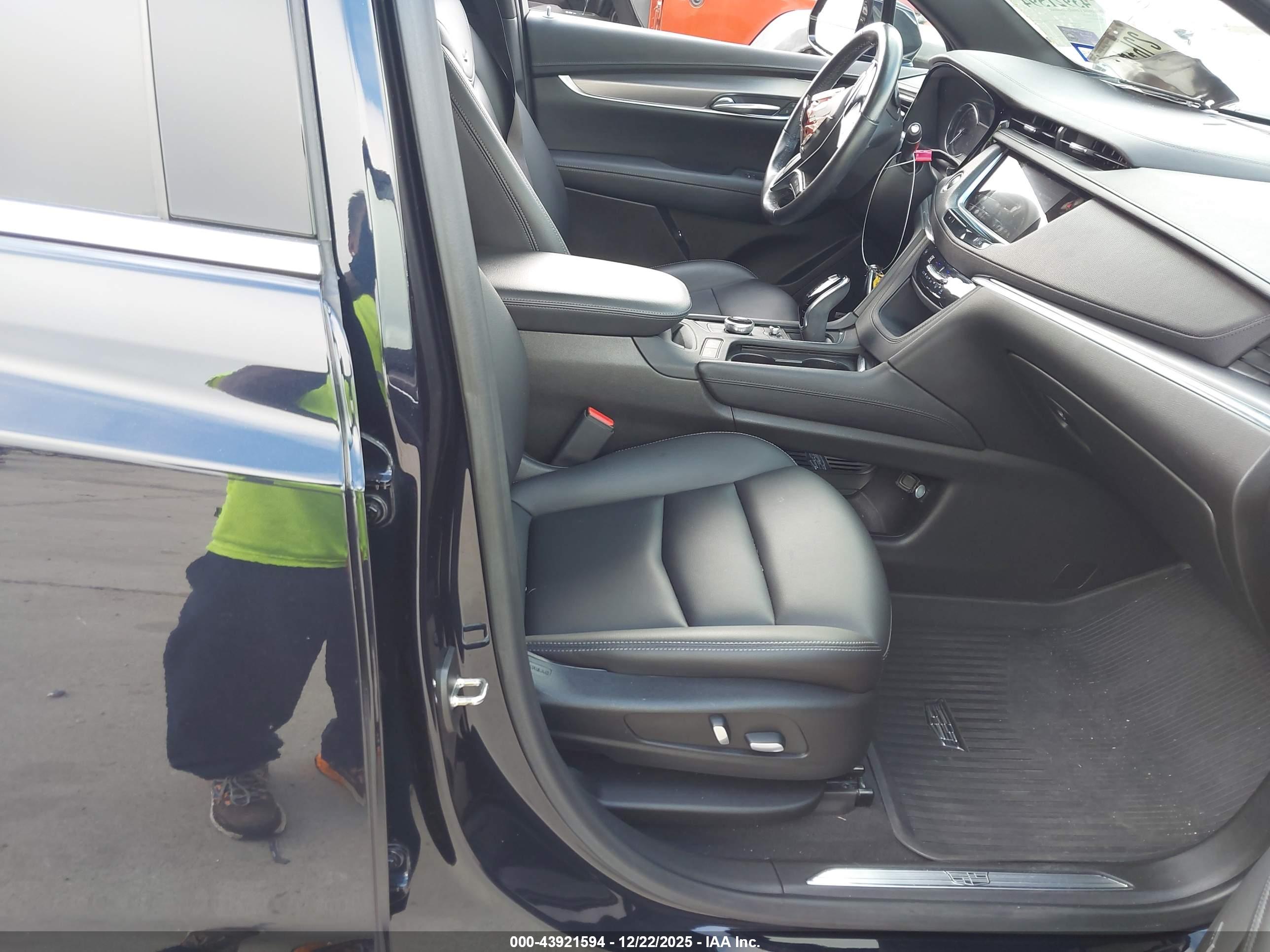 CADILLAC XT5 image 5