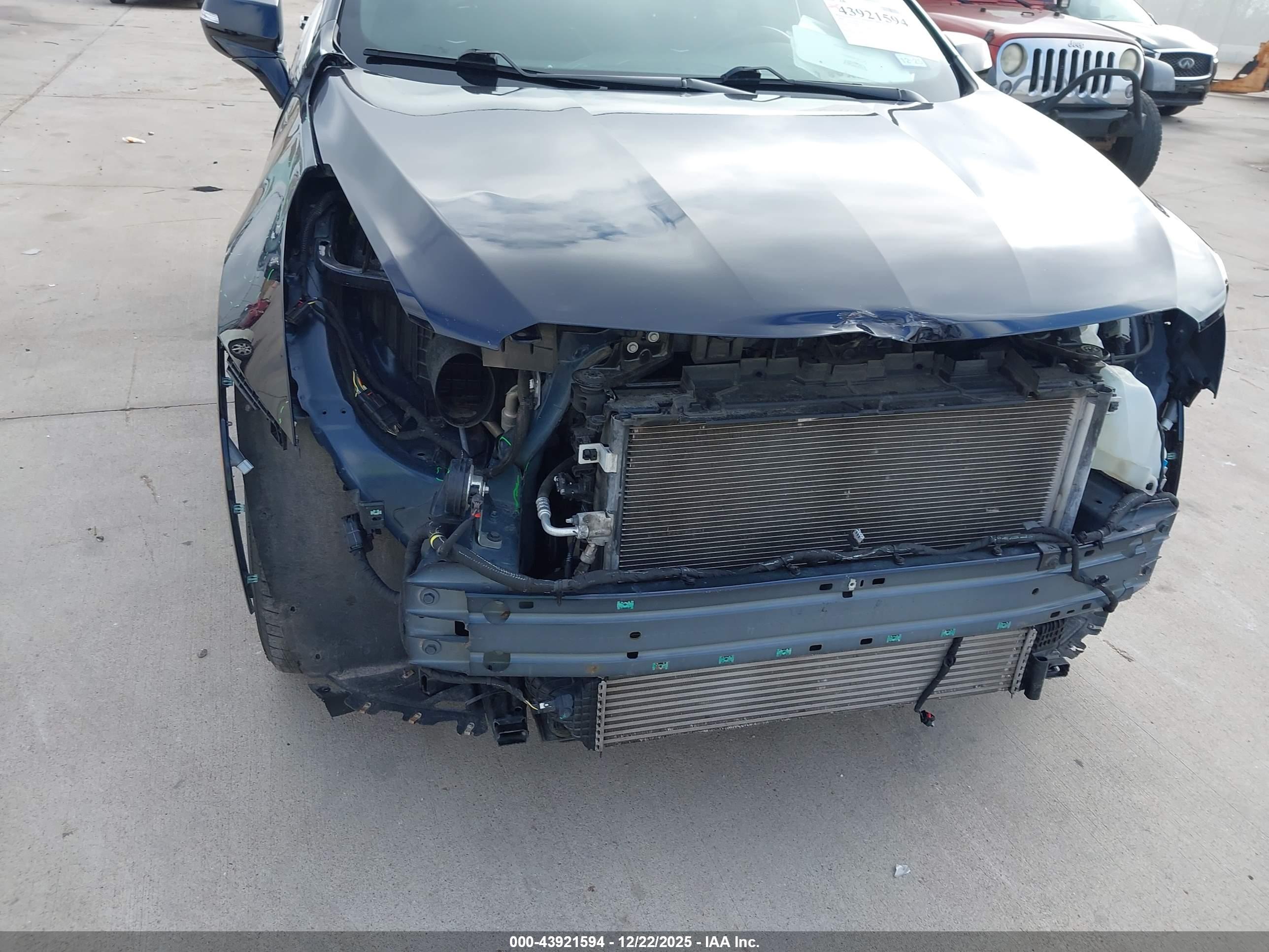 CADILLAC XT5 image 6