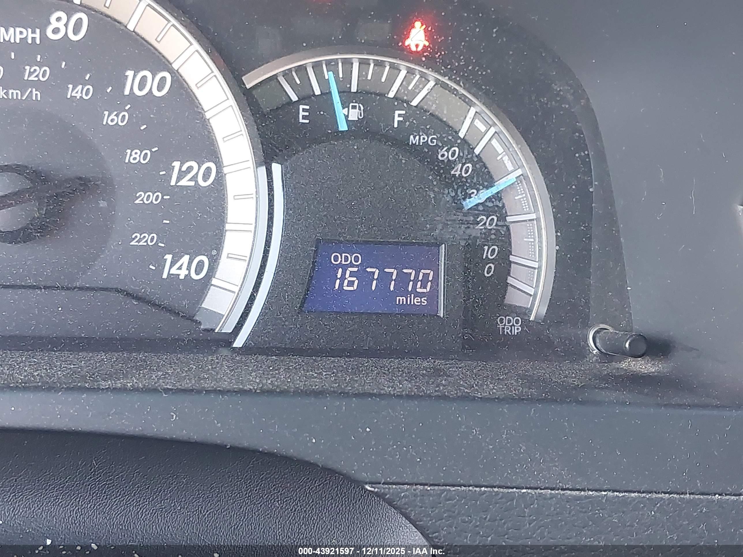 TOYOTA CAMRY image 7