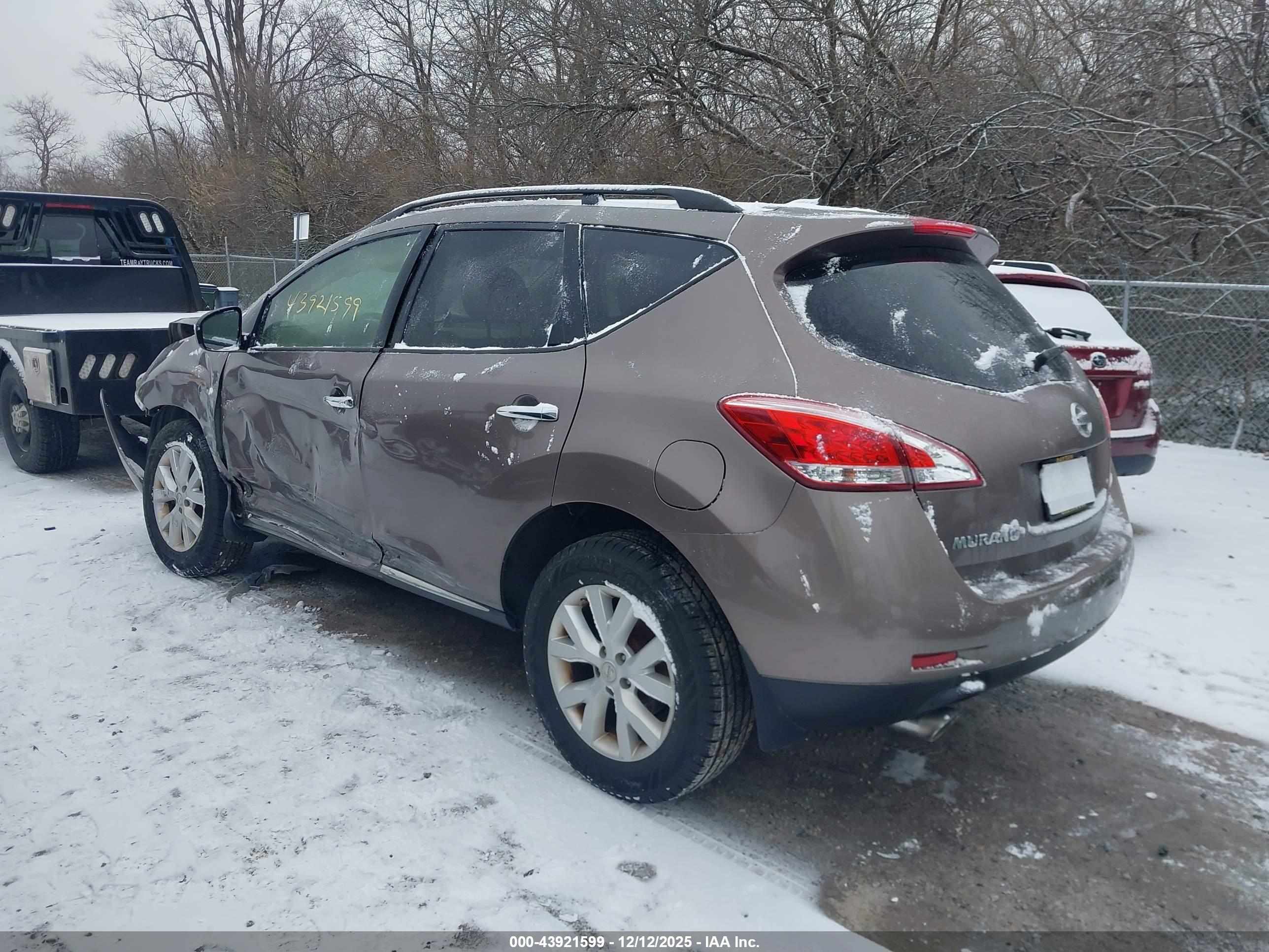 NISSAN MURANO image 3