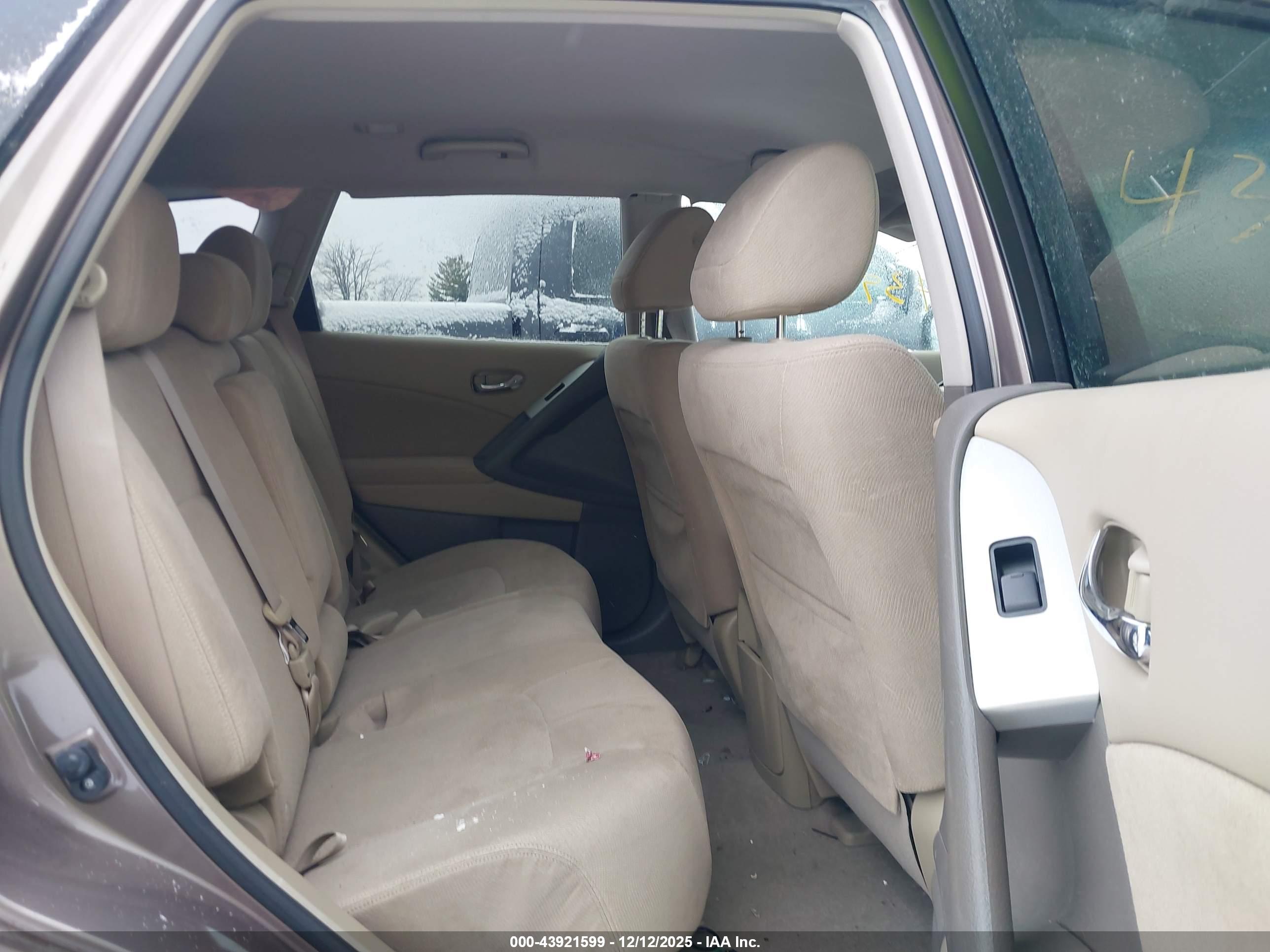 NISSAN MURANO image 8