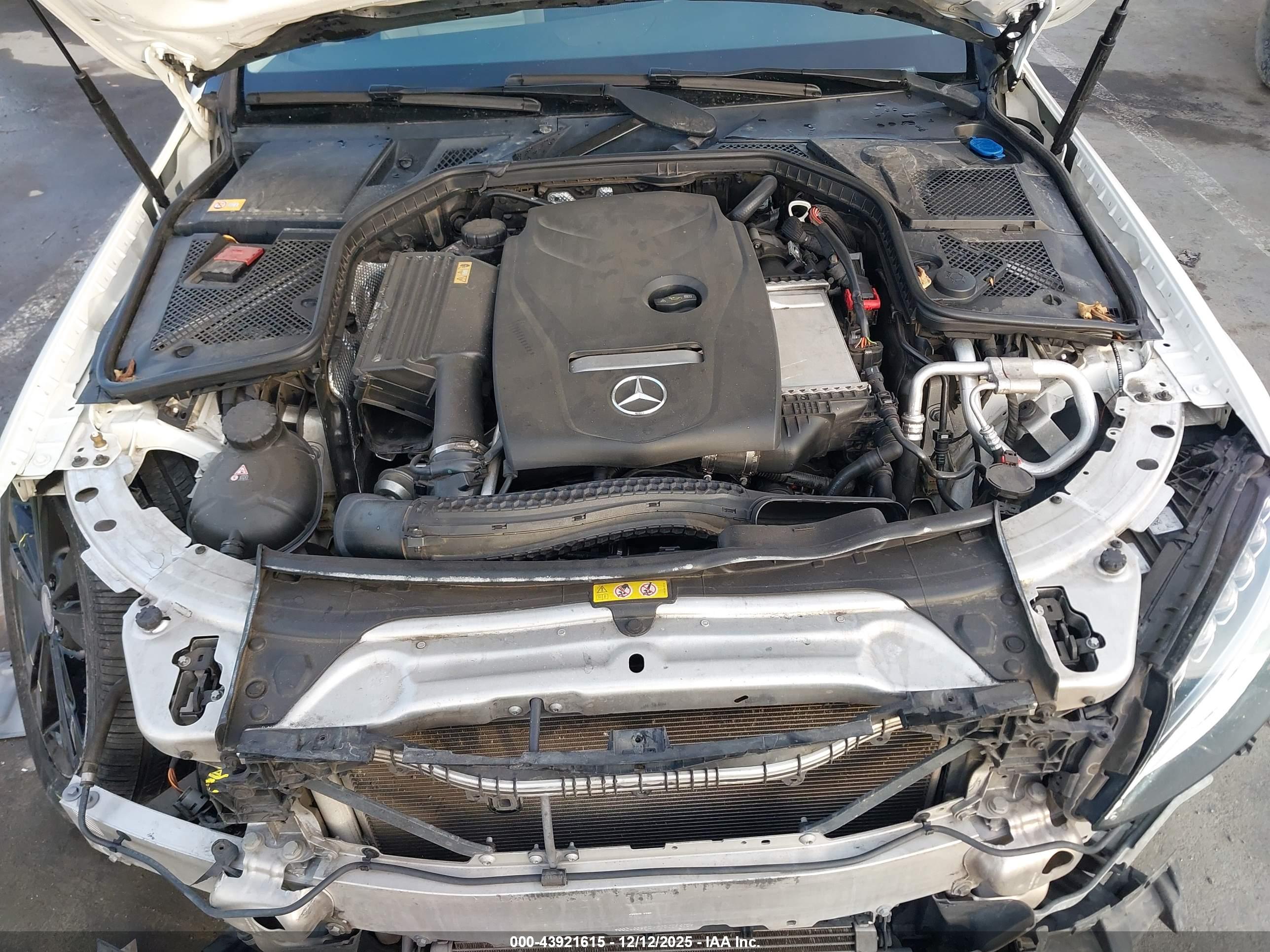 MERCEDES-BENZ C image 10