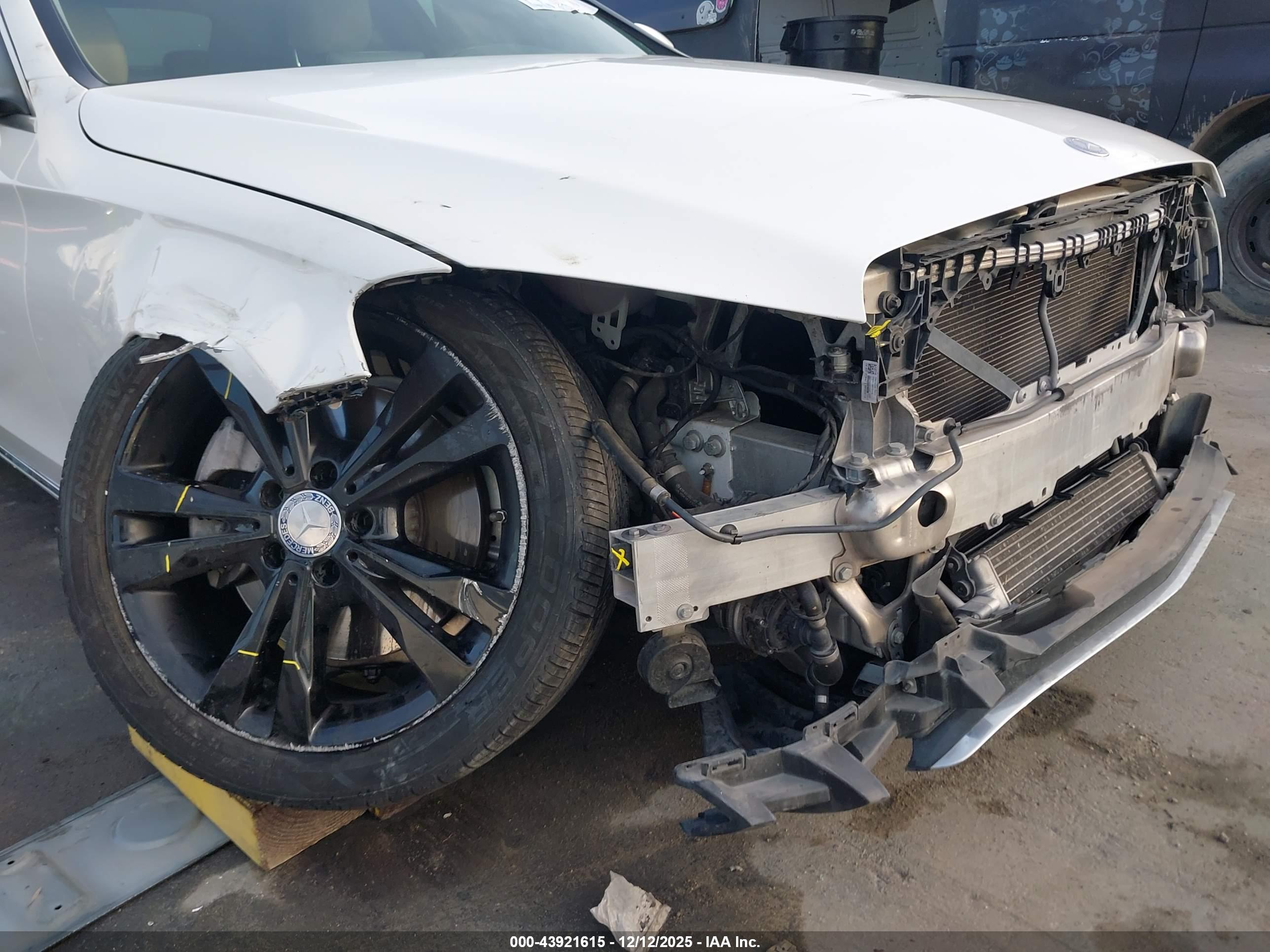 MERCEDES-BENZ C image 6