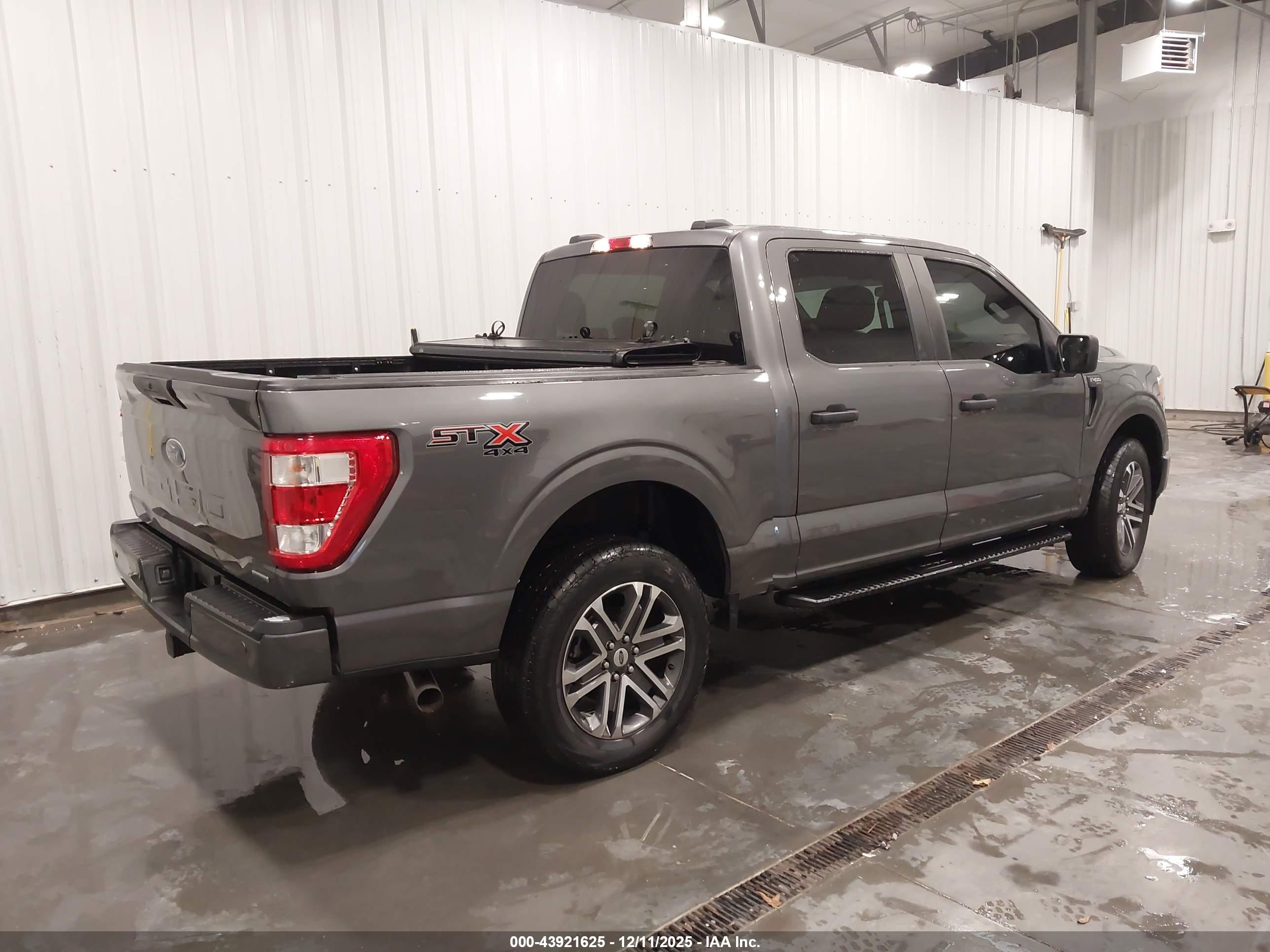 FORD F-150 image 4