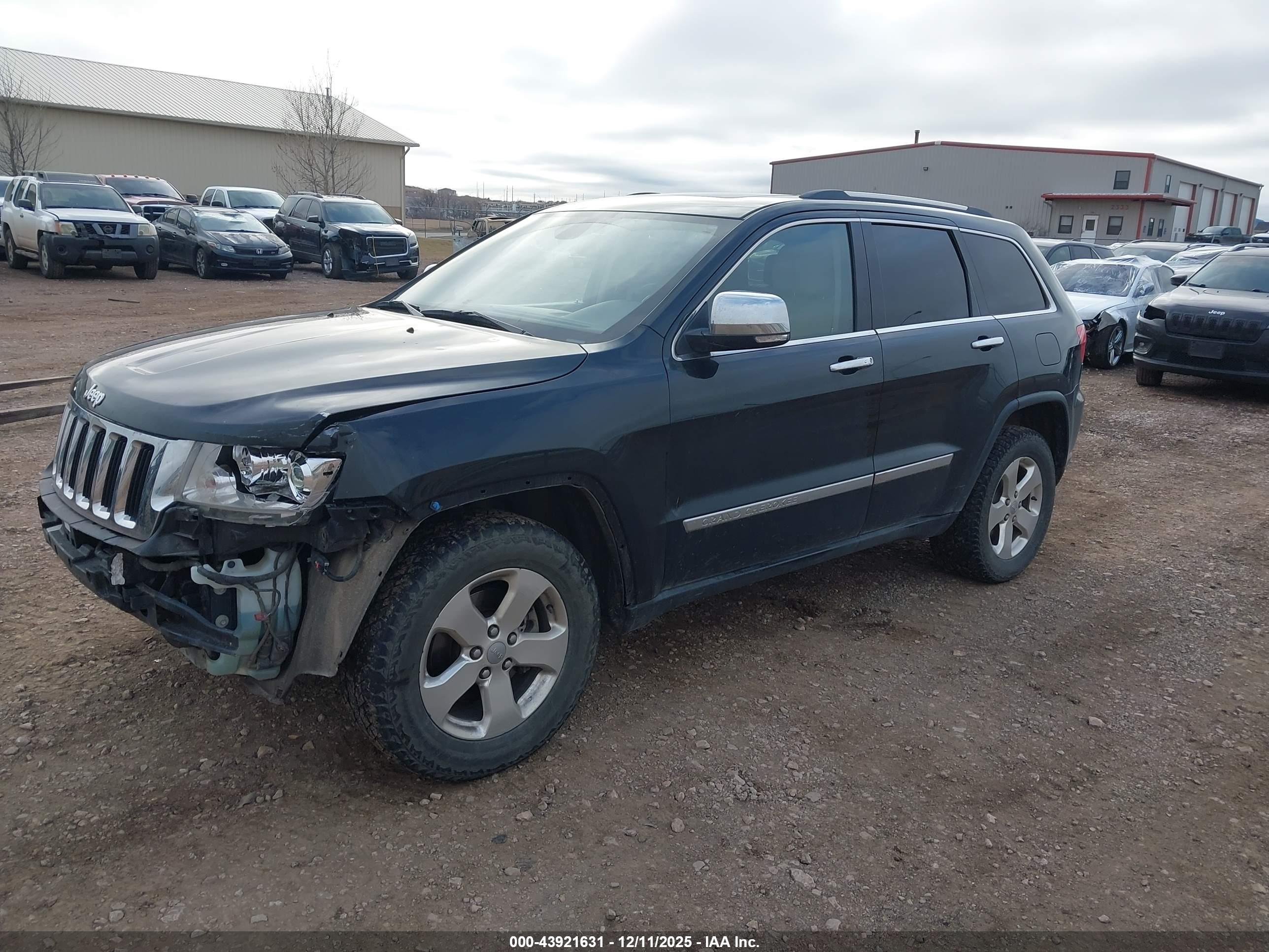 JEEP GRAND image 2