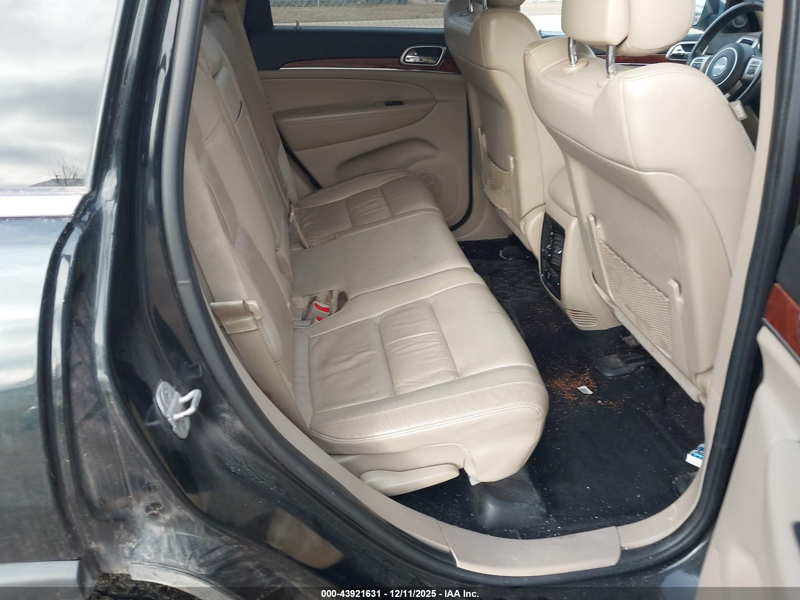 JEEP GRAND image 8