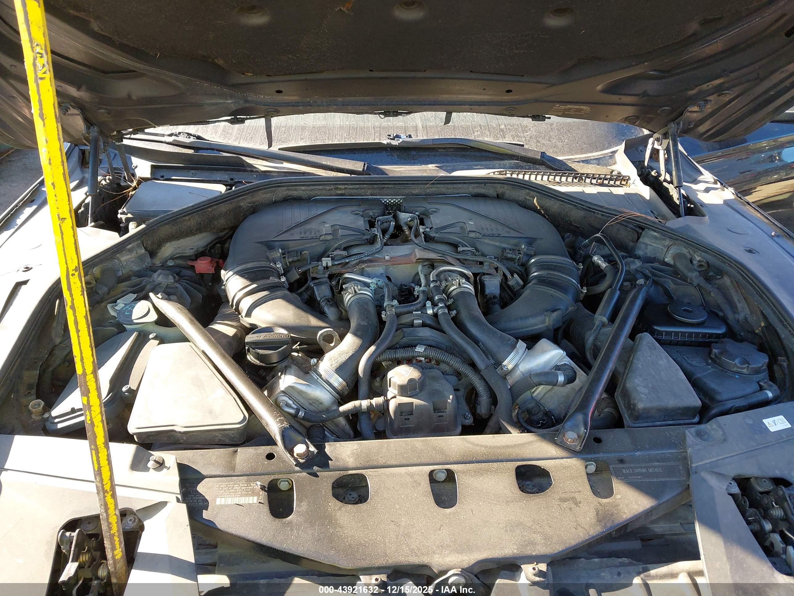 BMW 750LI image 10