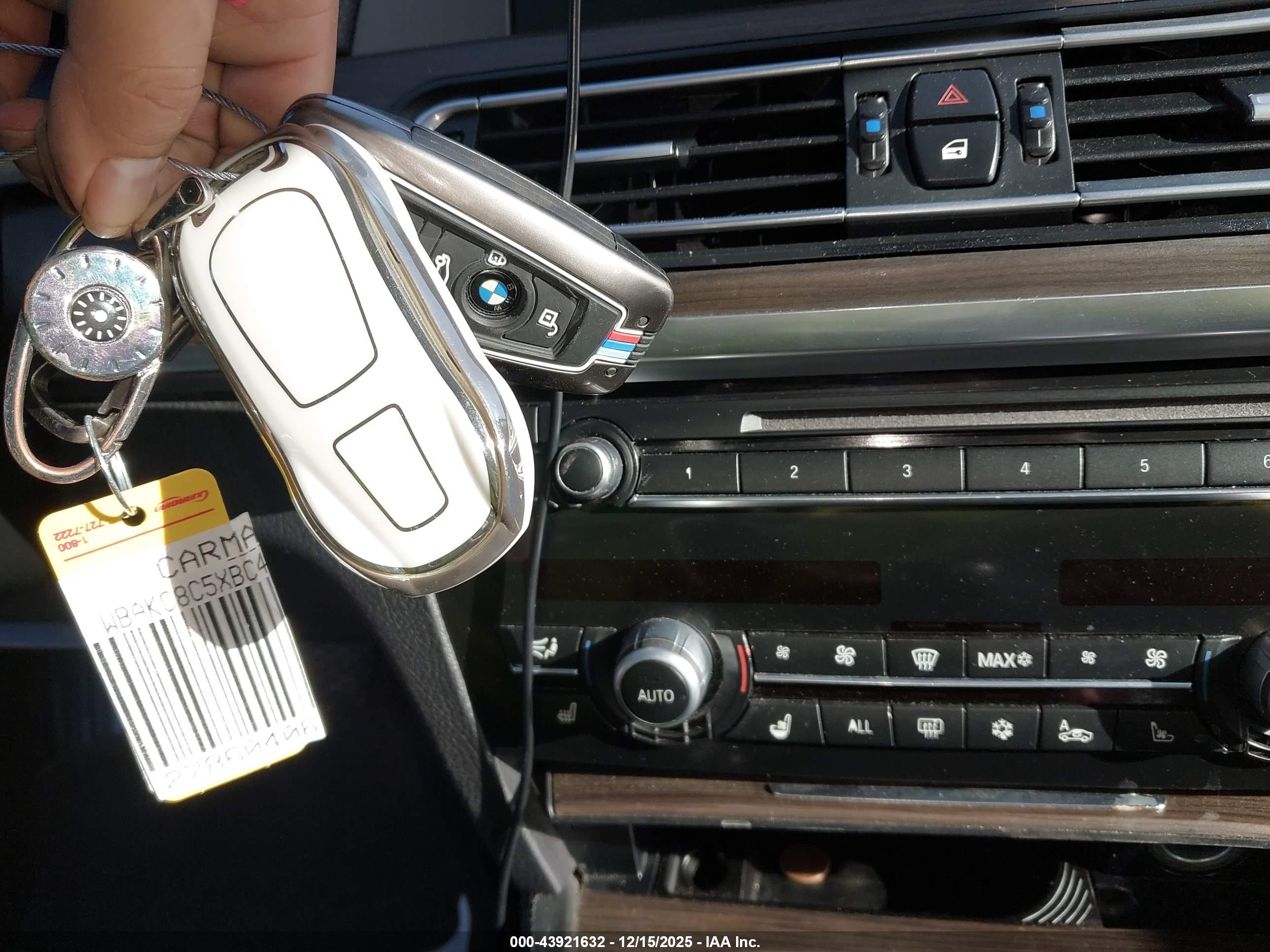 BMW 750LI image 11
