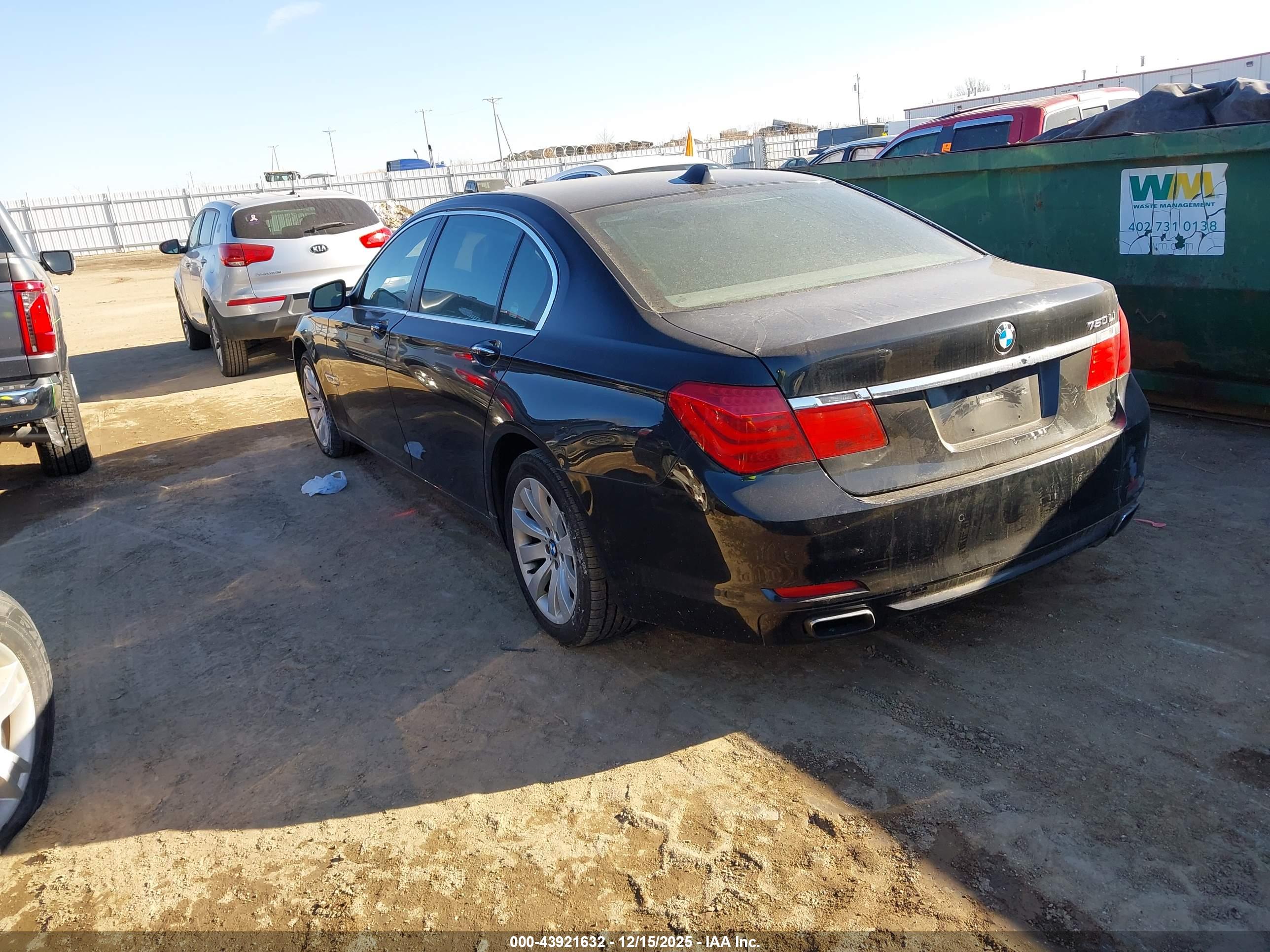 BMW 750LI image 3