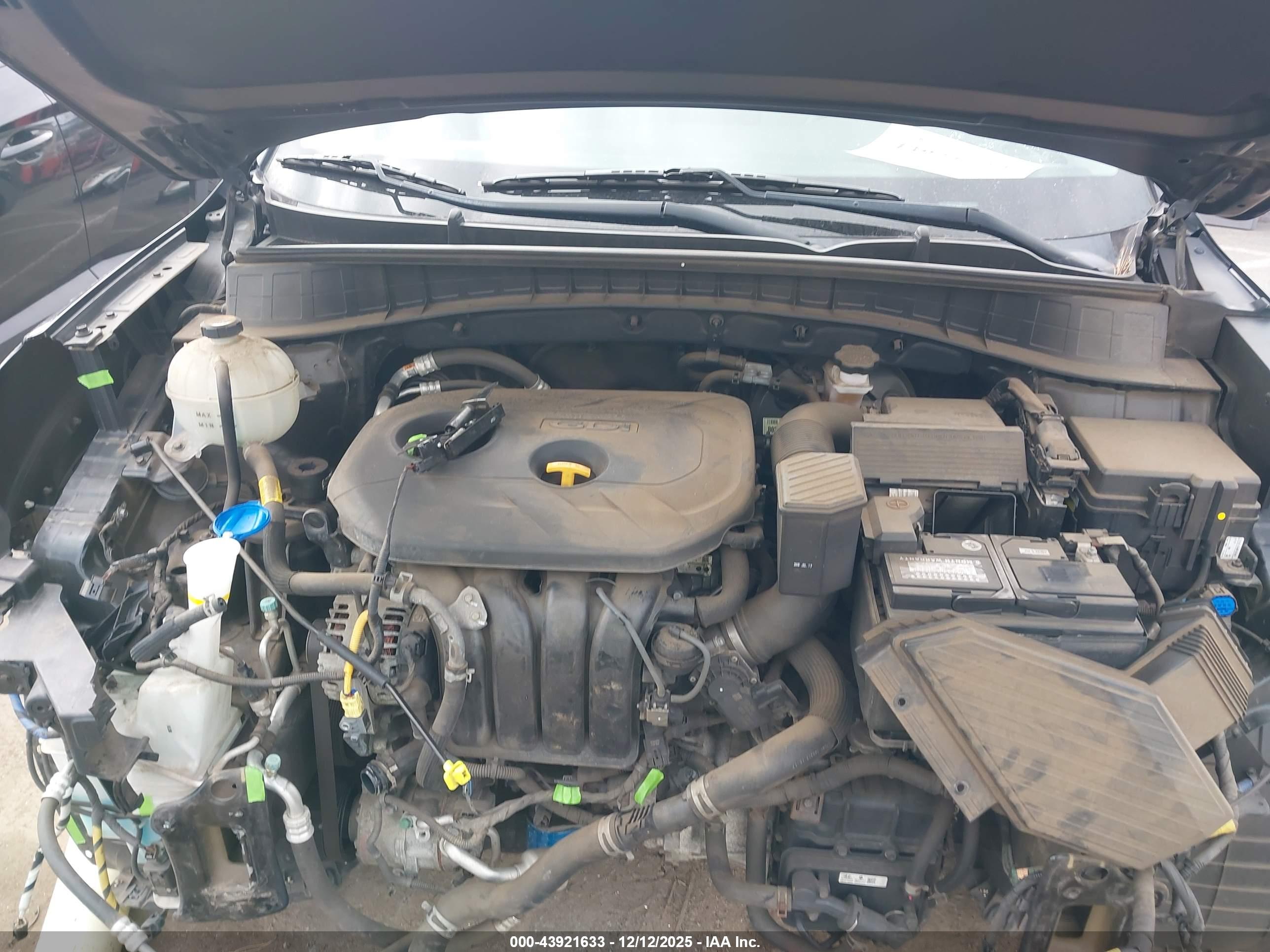 HYUNDAI TUCSON image 10