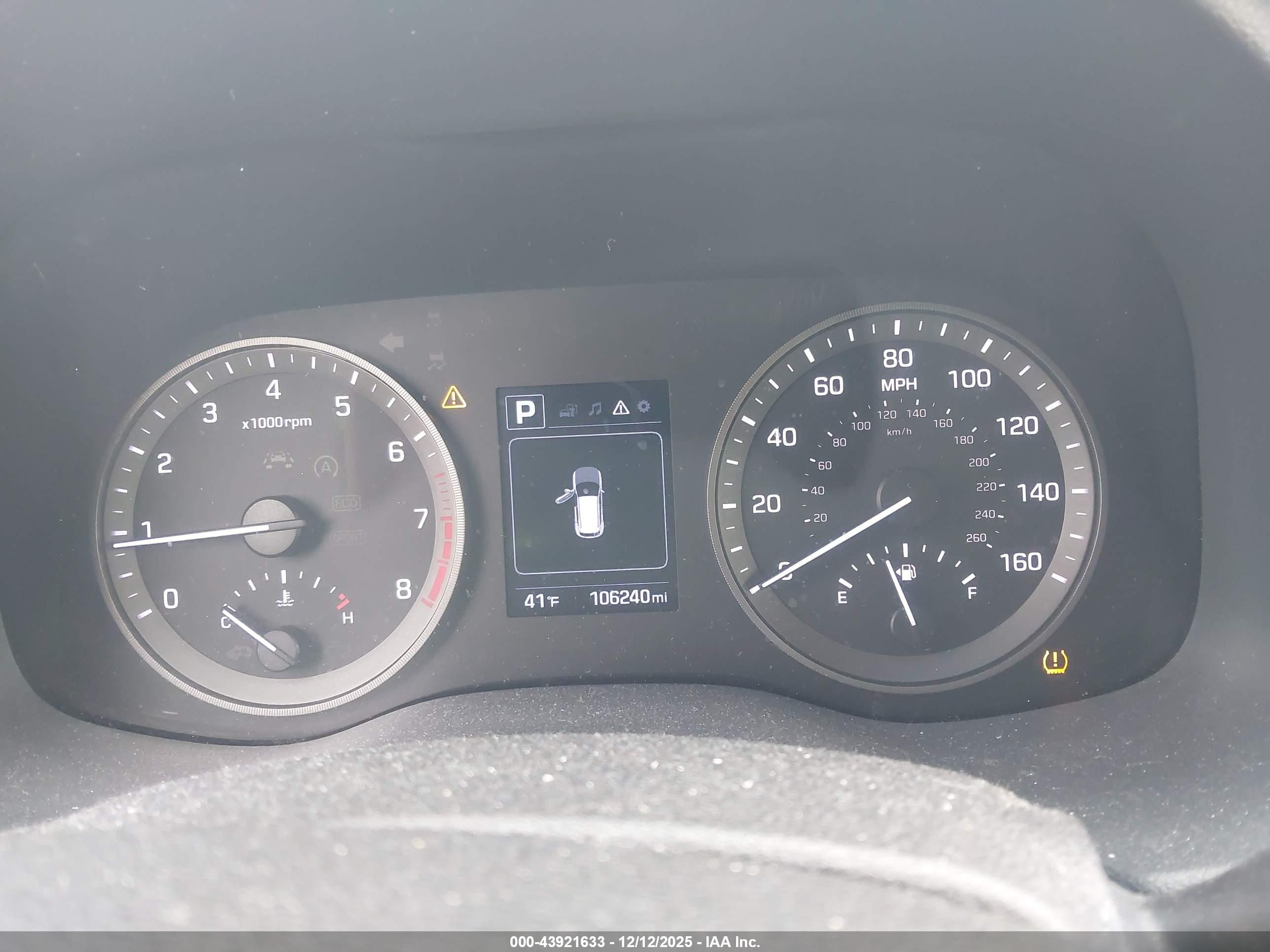 HYUNDAI TUCSON image 7