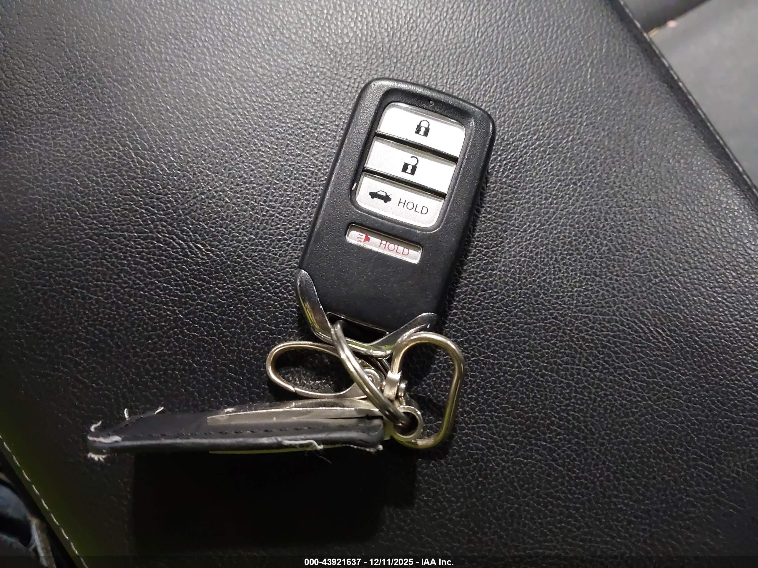 HONDA ACCORD image 11
