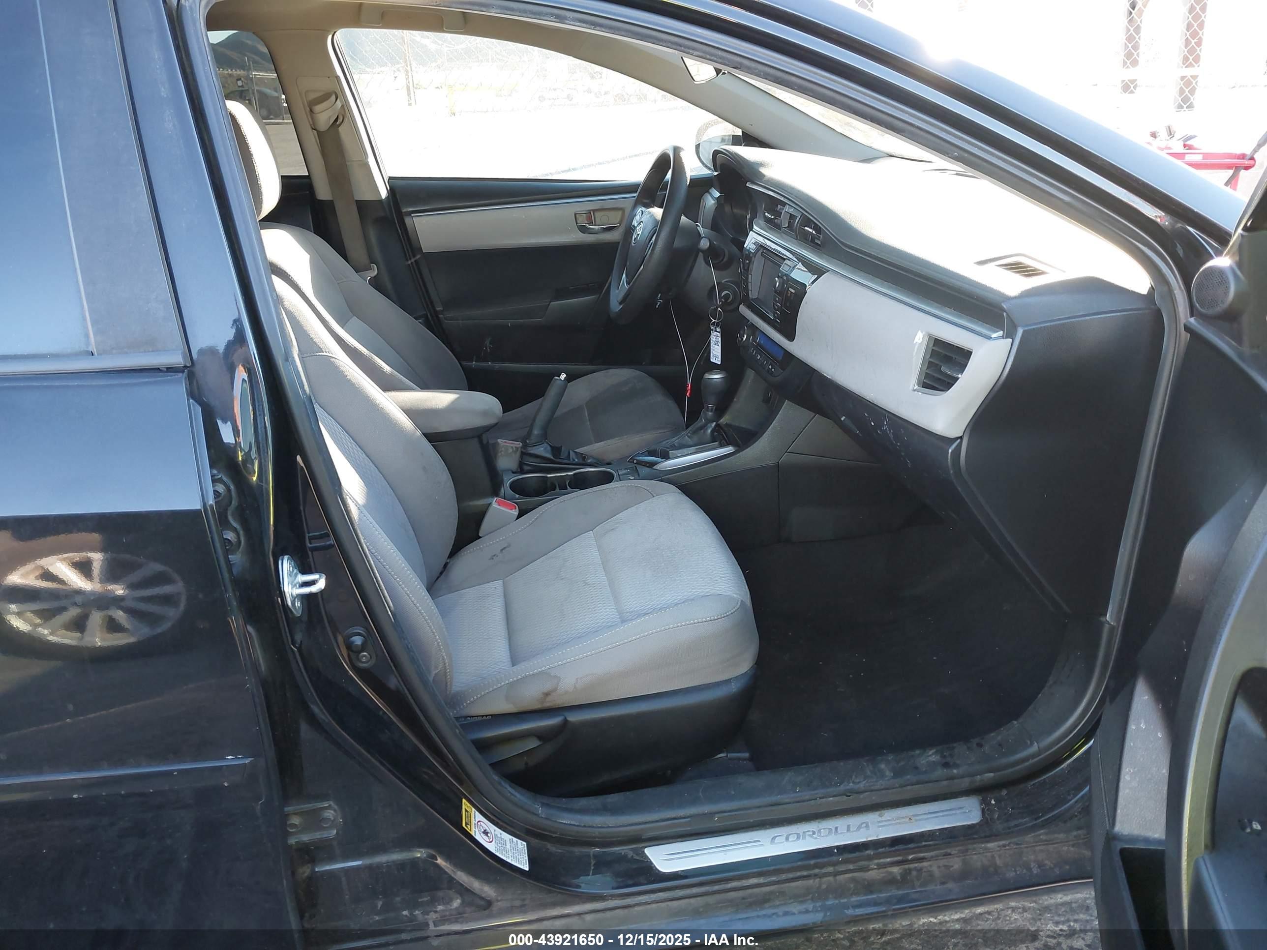 TOYOTA COROLLA image 5