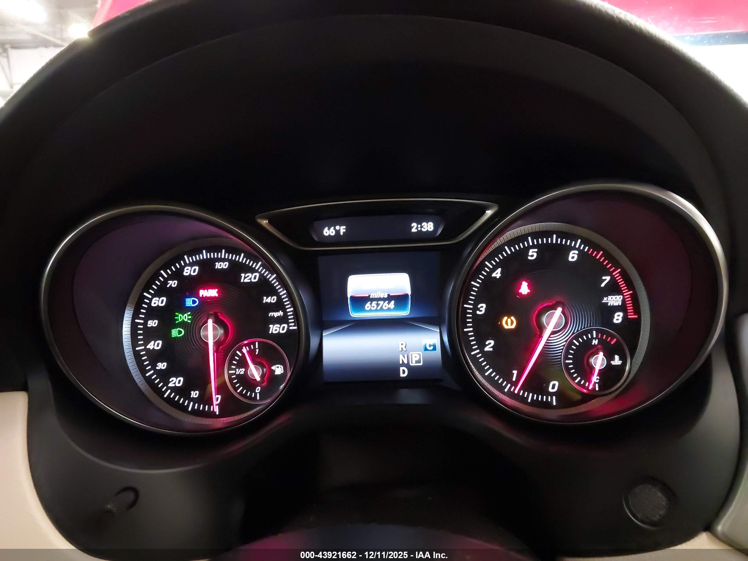MERCEDES-BENZ GLA image 7