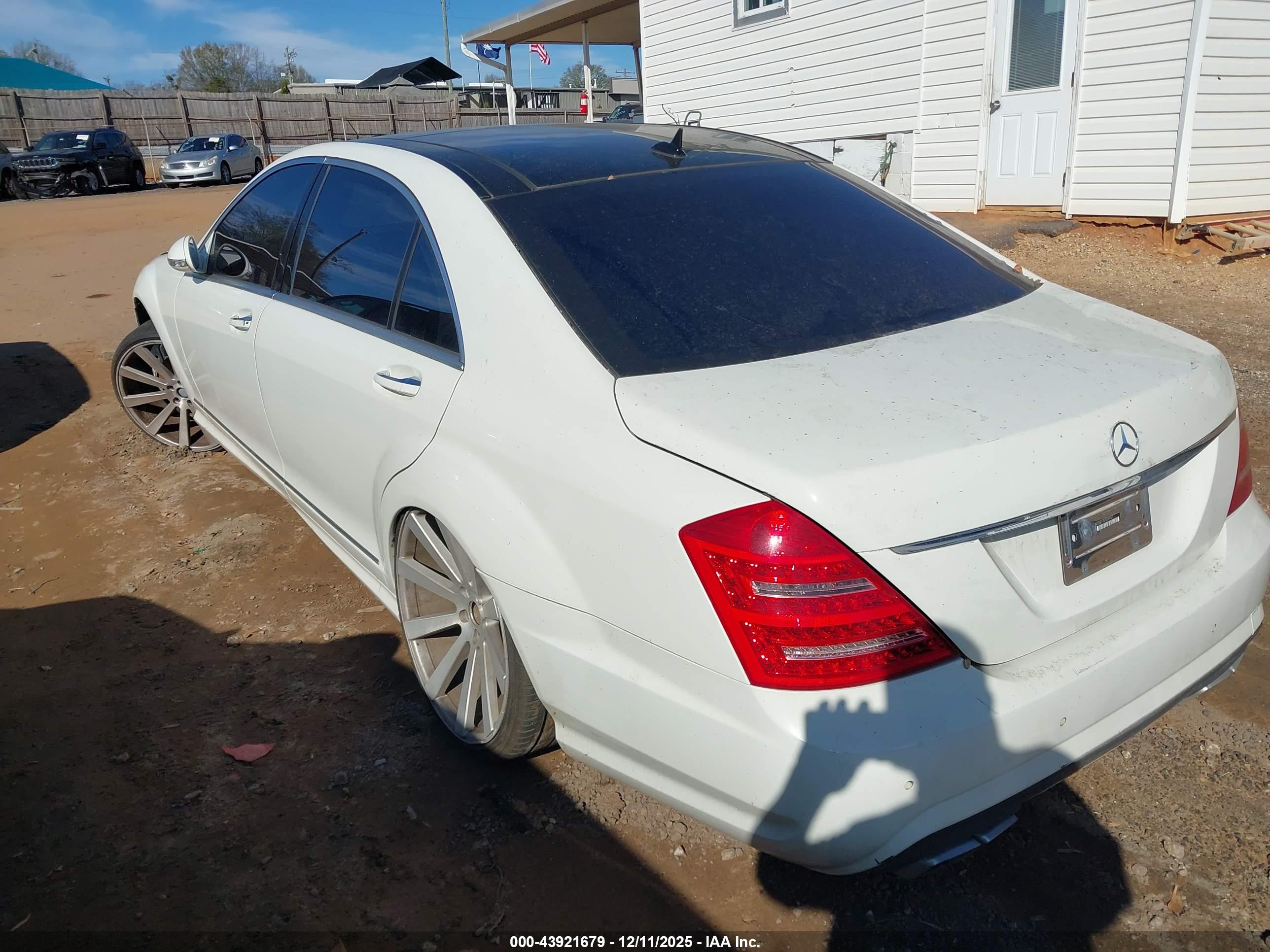 MERCEDES-BENZ S image 3