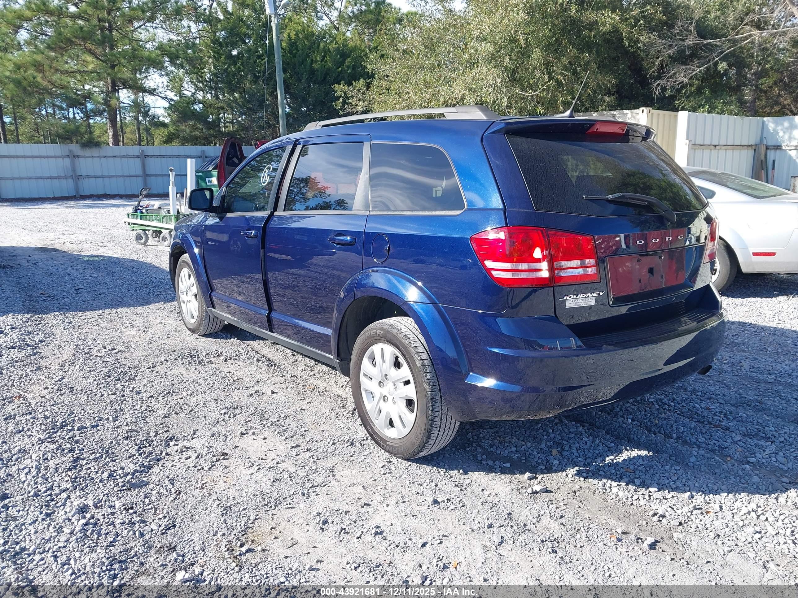 DODGE JOURNEY image 3