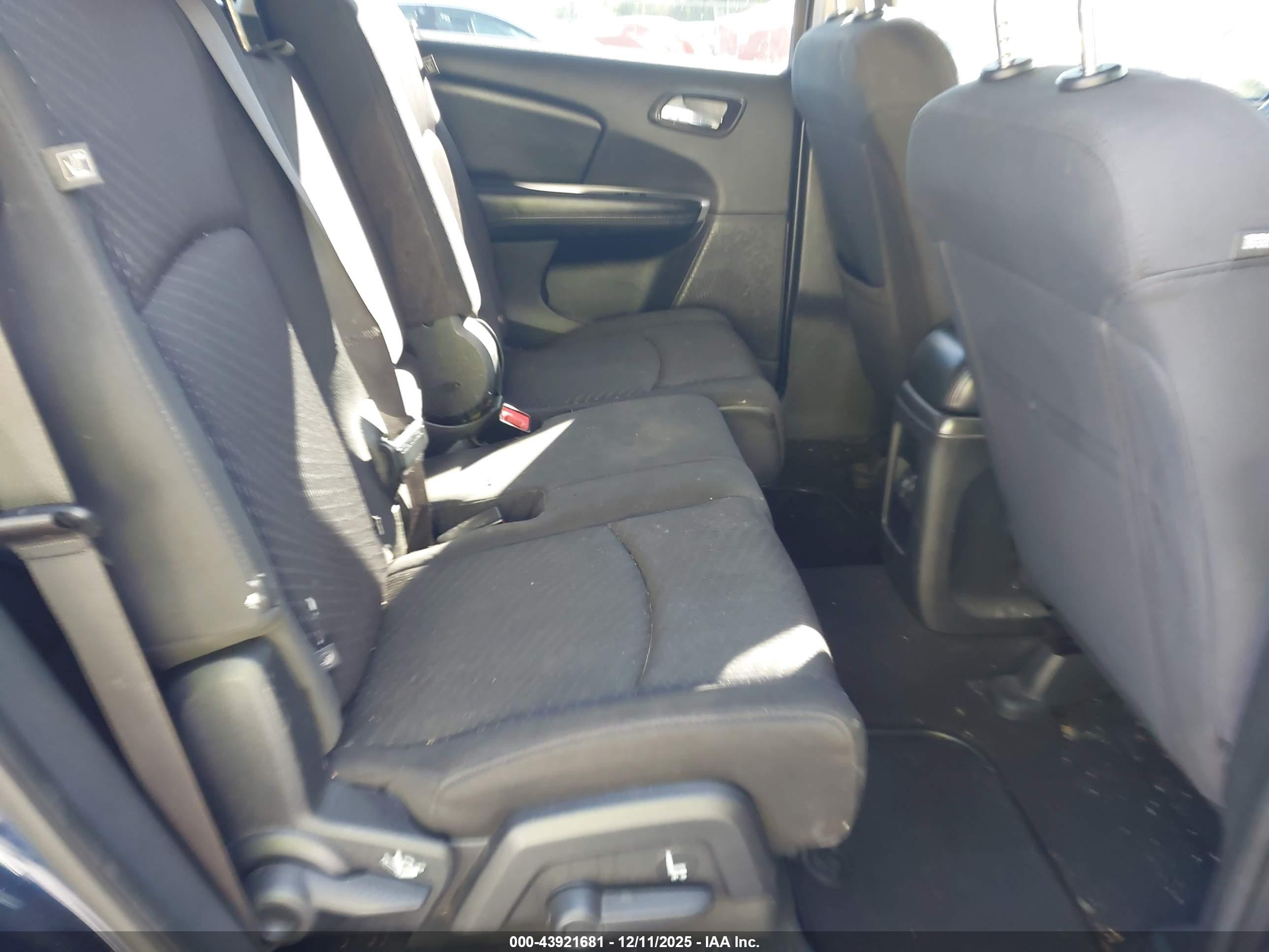 DODGE JOURNEY image 8