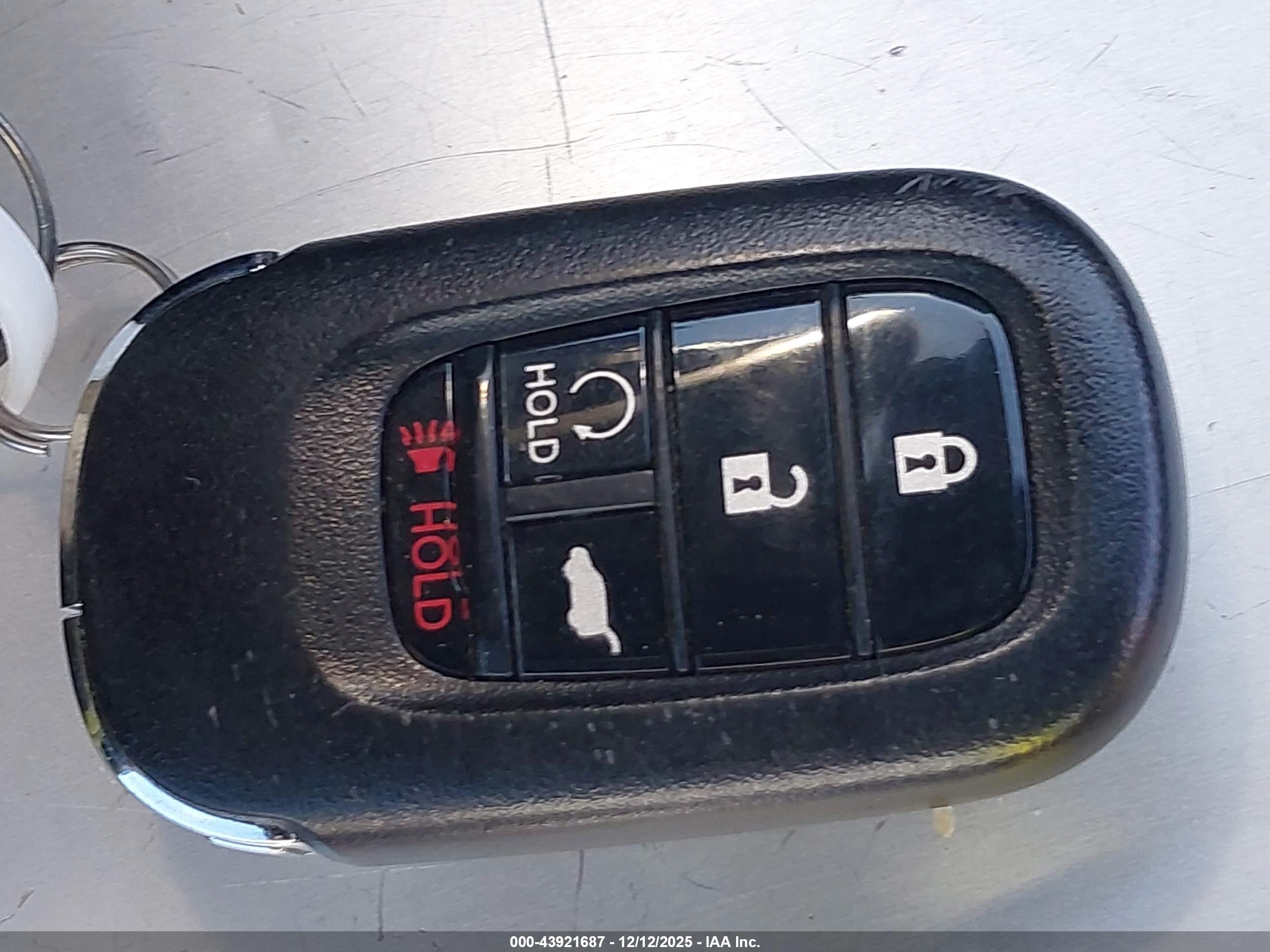 HONDA CR-V image 11
