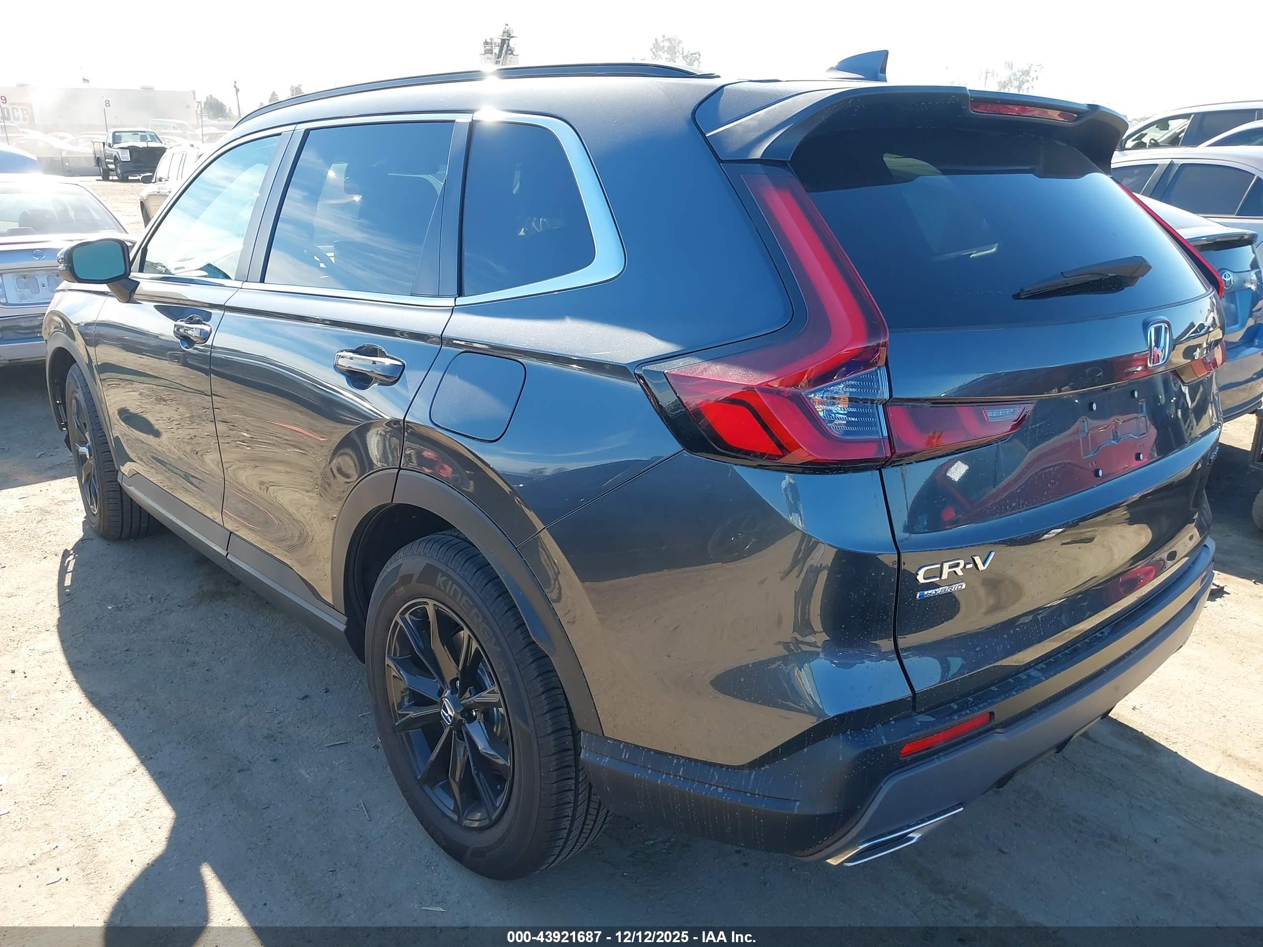 HONDA CR-V image 3
