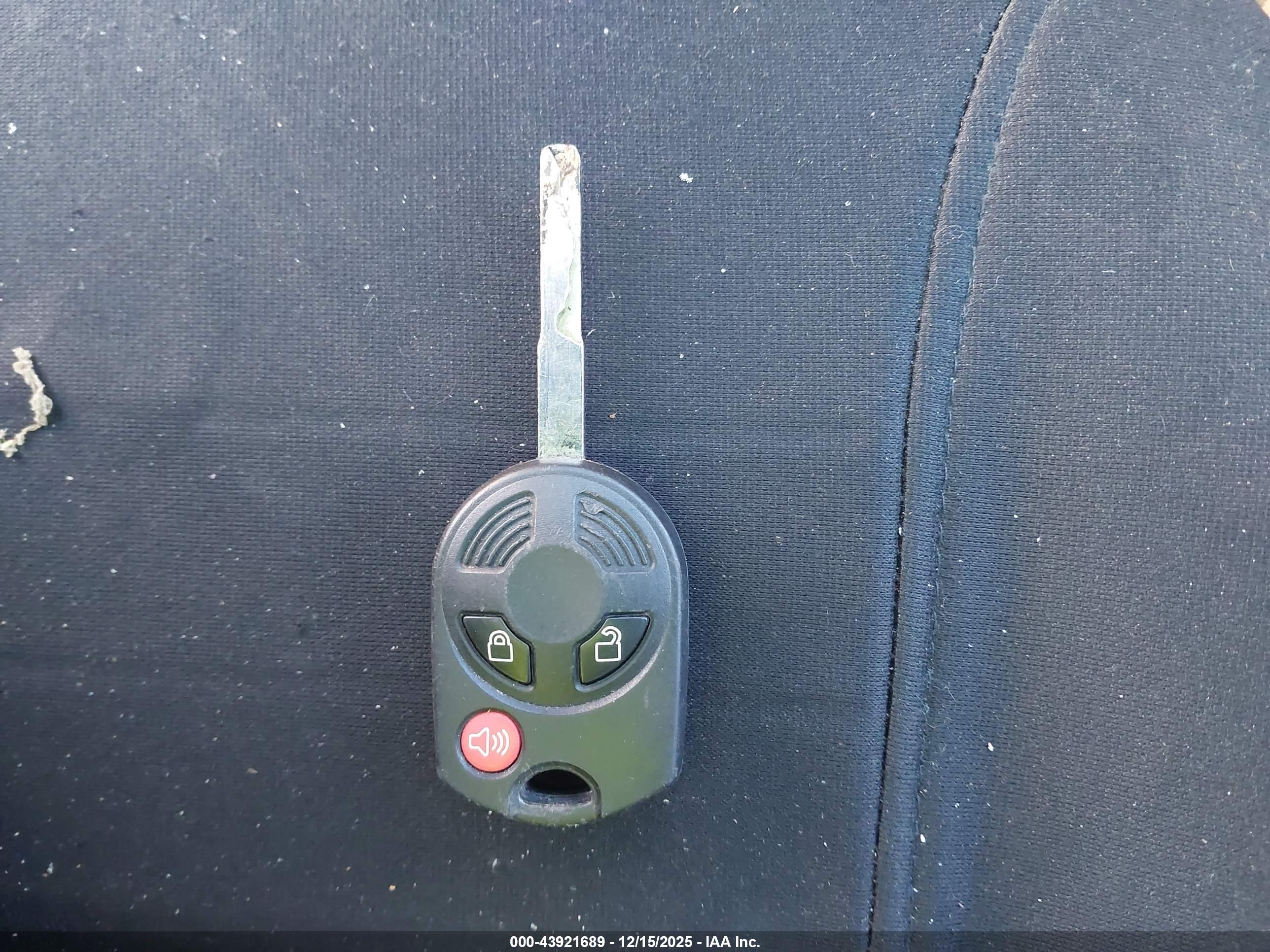 FORD ESCAPE image 11