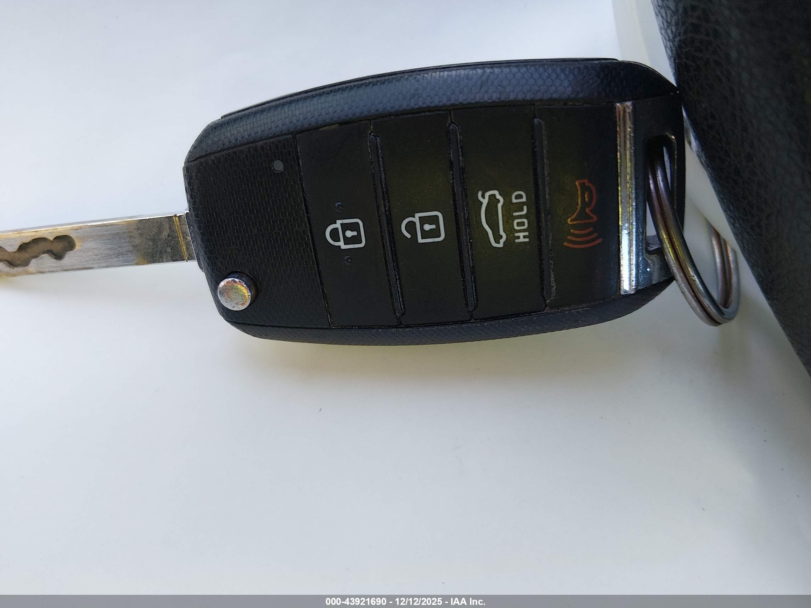 KIA OPTIMA image 11