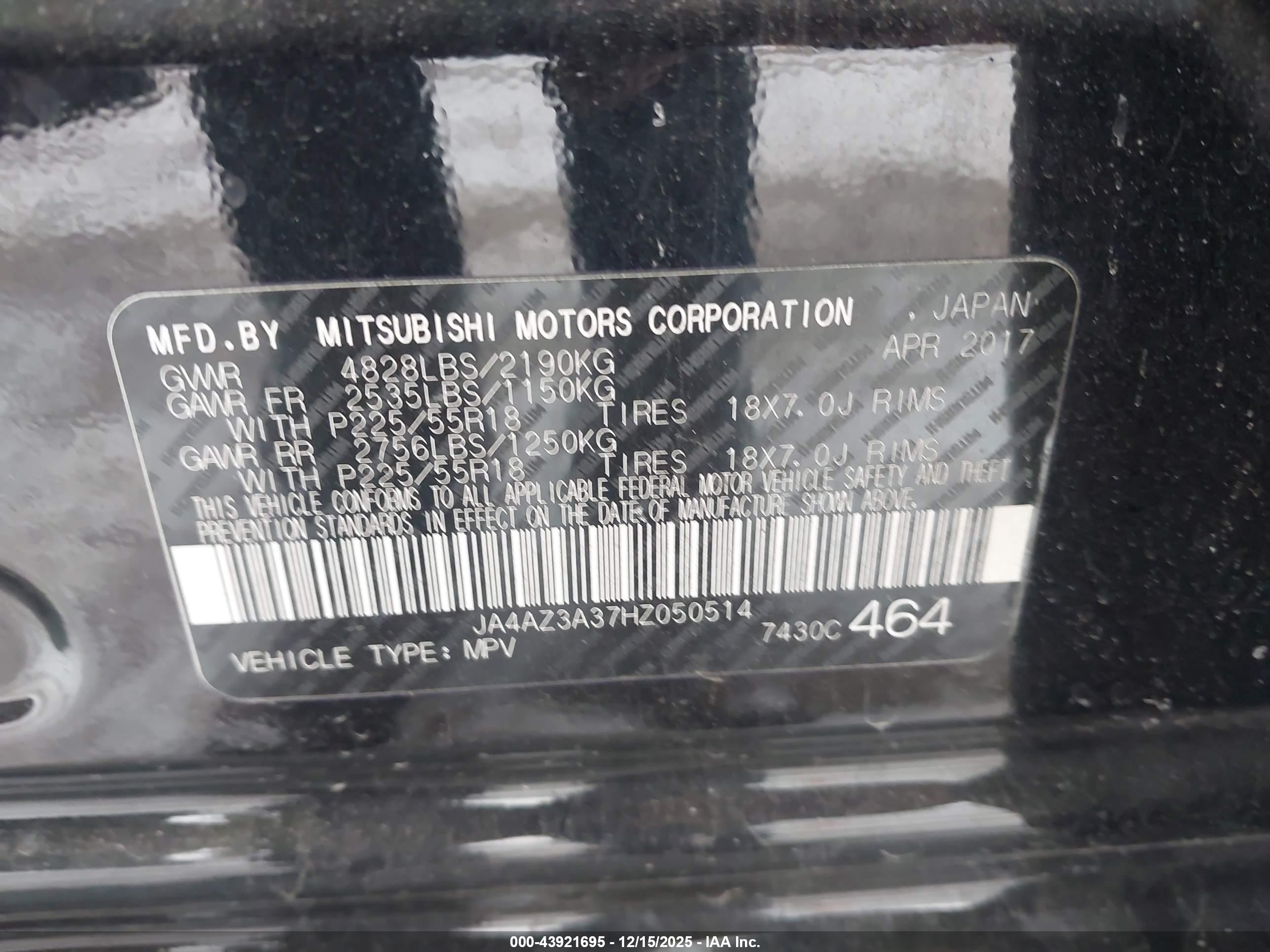 MITSUBISHI OUTLANDER image 9
