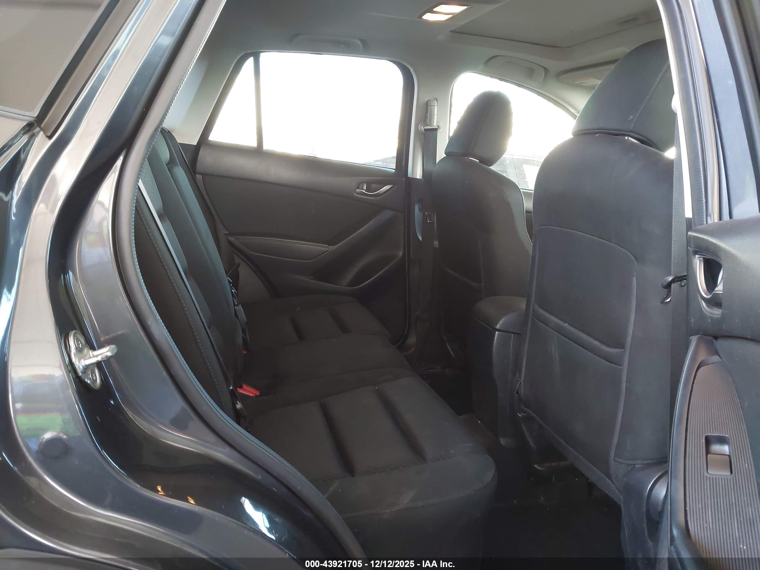 MAZDA CX-5 image 8