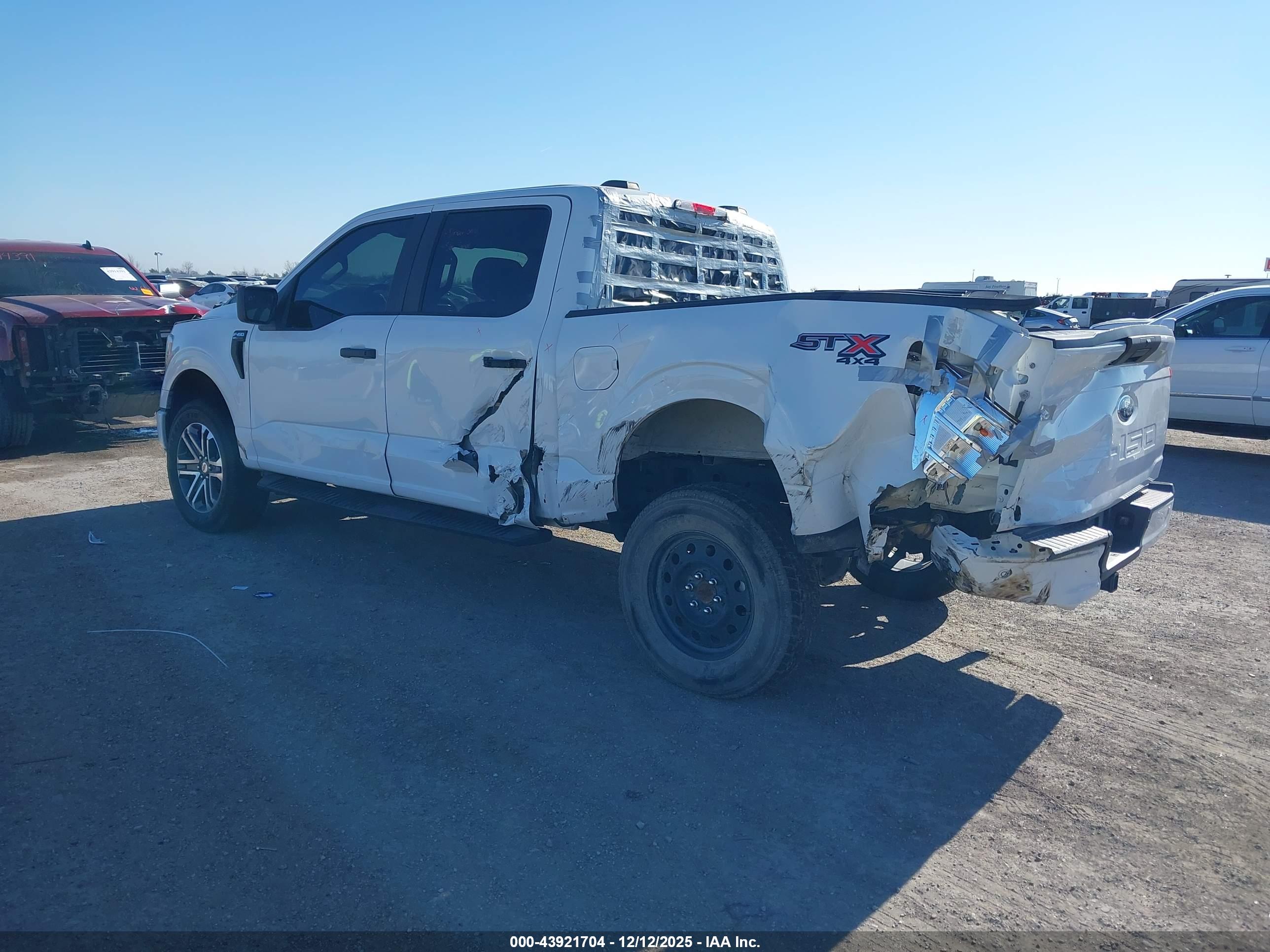 FORD F-150 image 3