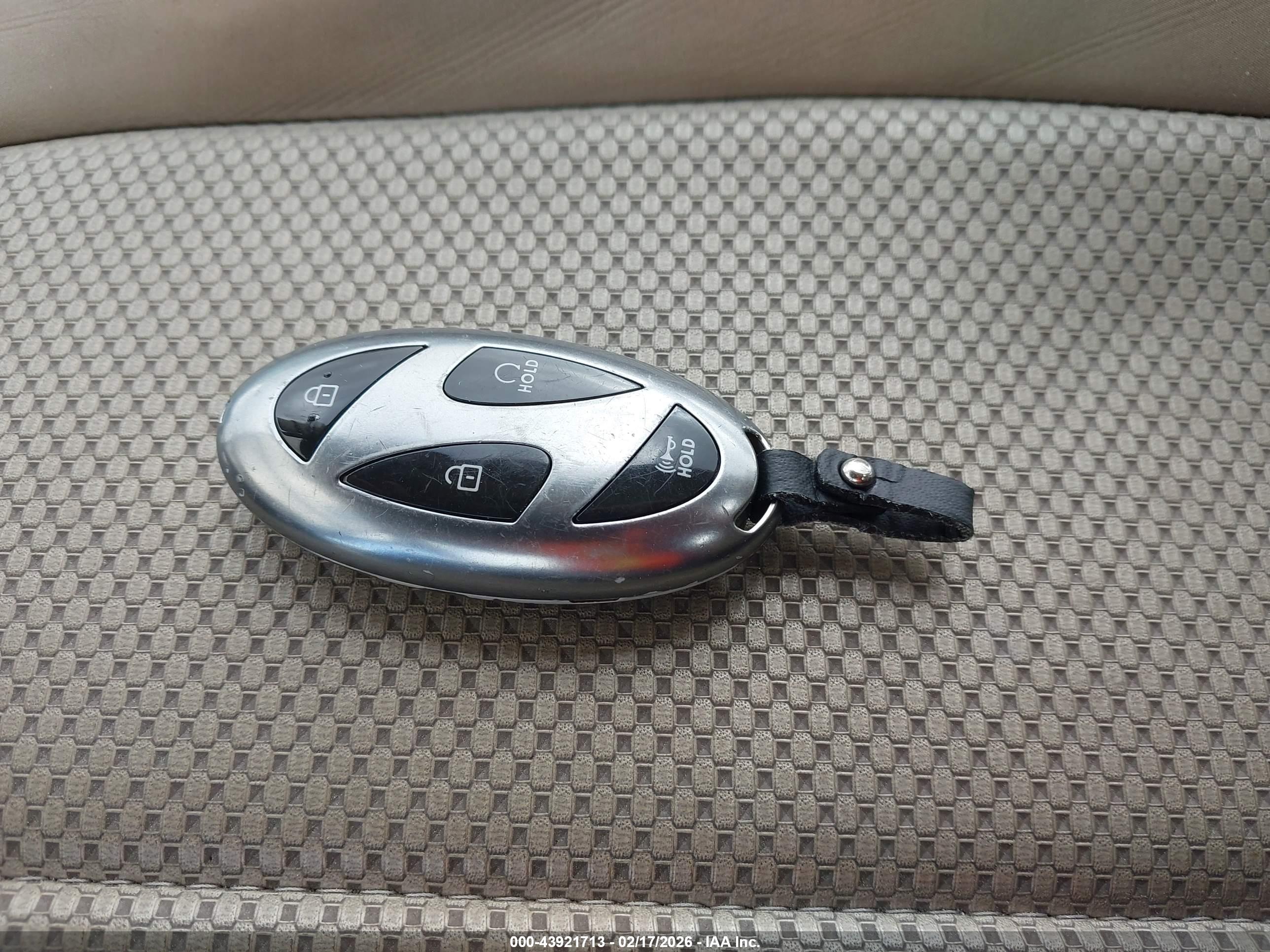 HYUNDAI SONATA image 11