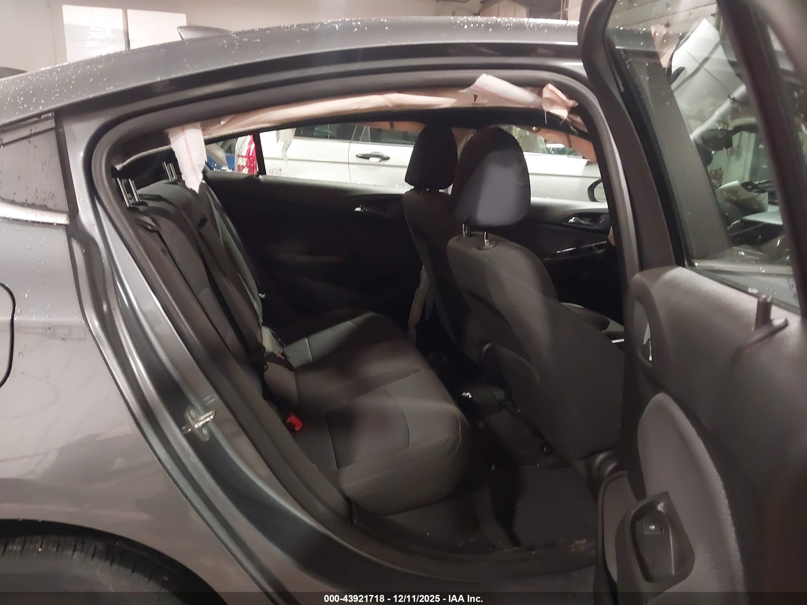 CHEVROLET CRUZE image 8