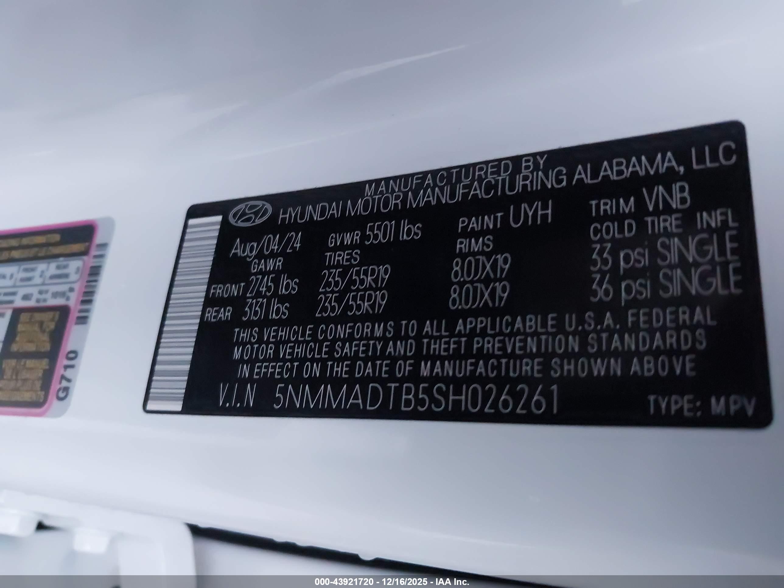 GENESIS GV70 image 9