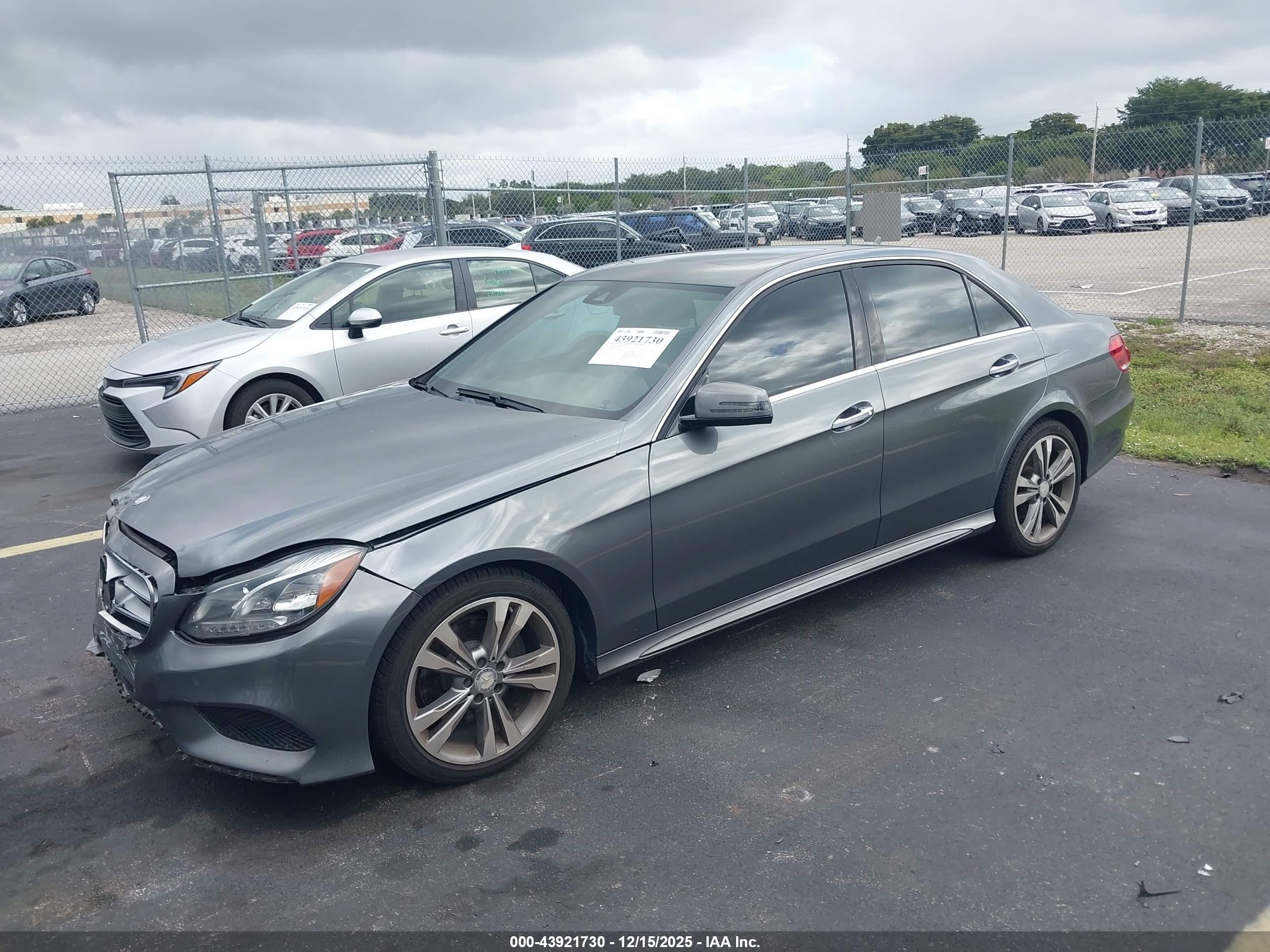 MERCEDES-BENZ E image 2